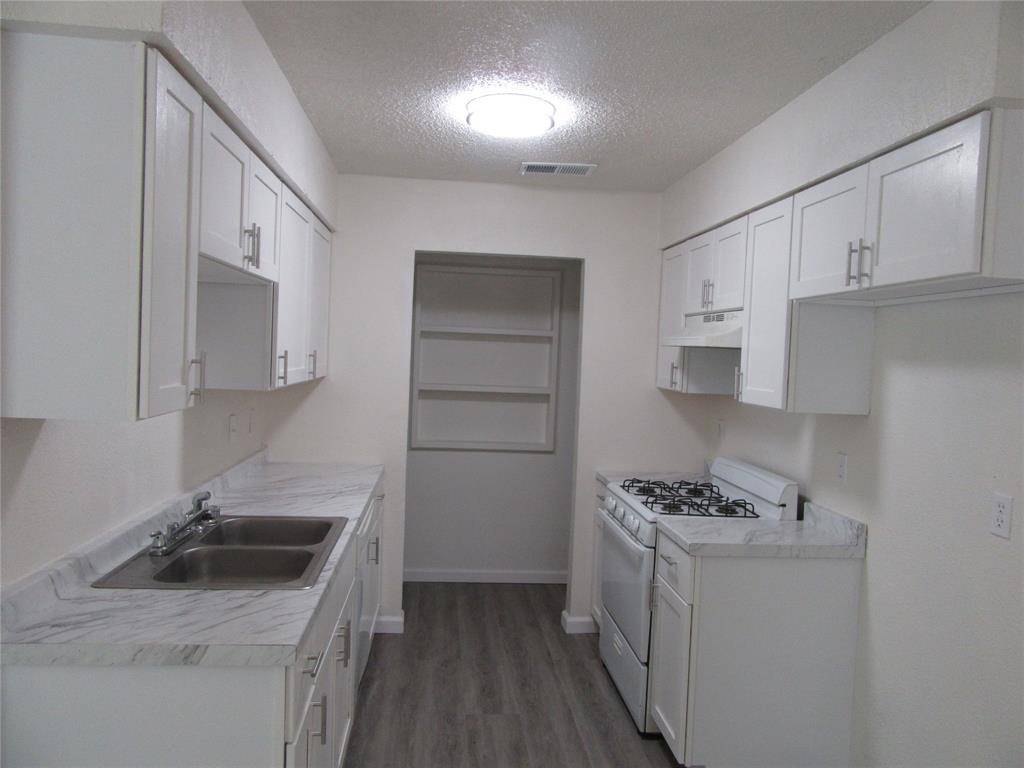1336 Mill Stream Drive, Dallas, TX 75232