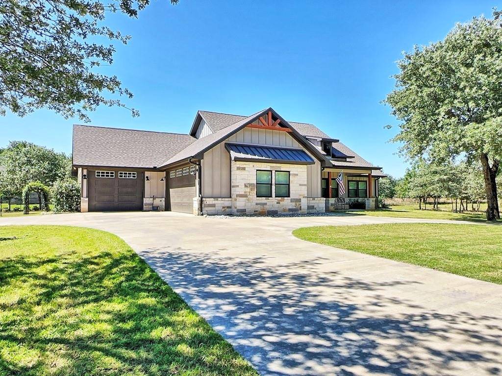 3347 Sabine Street, Athens, TX 75752