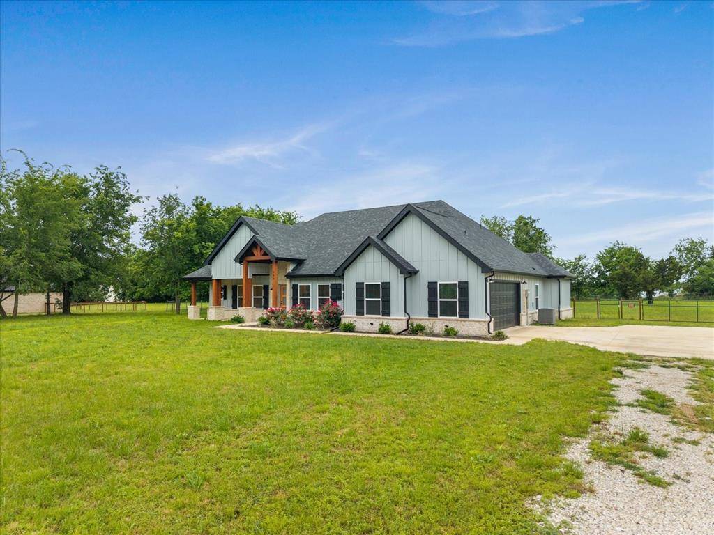 800 County Road 4108, Greenville, TX 75401