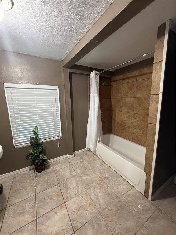 2436 Lockhart Avenue, Dallas, TX 75228