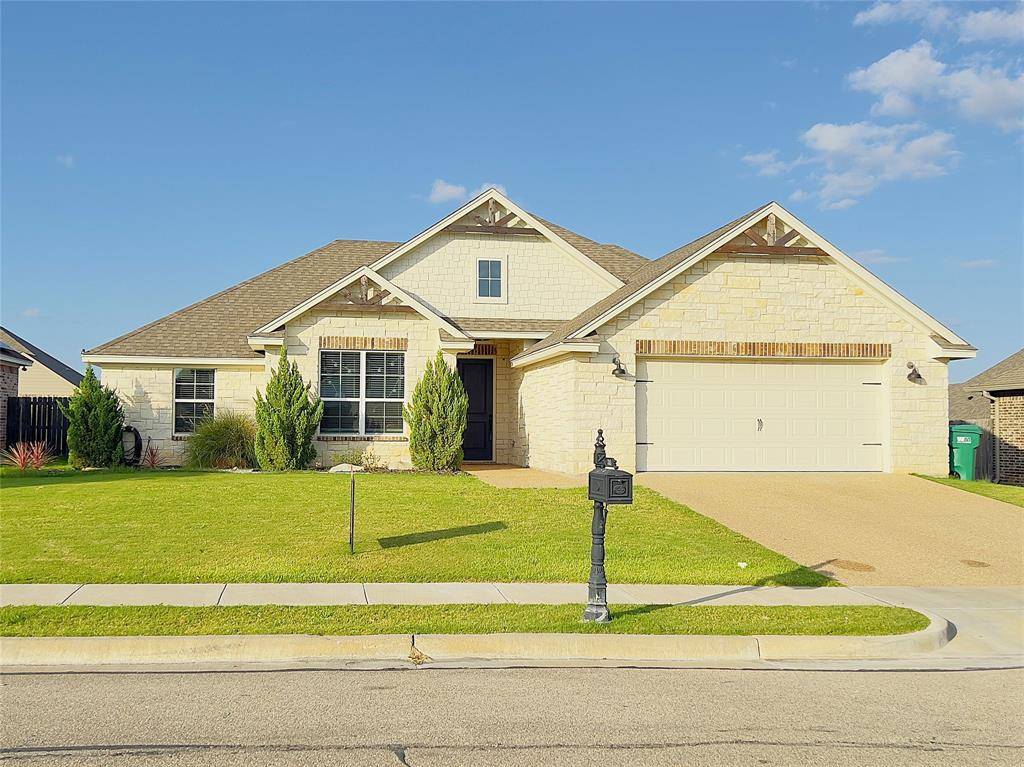 395 Cavitt Court, Robinson, TX 76706
