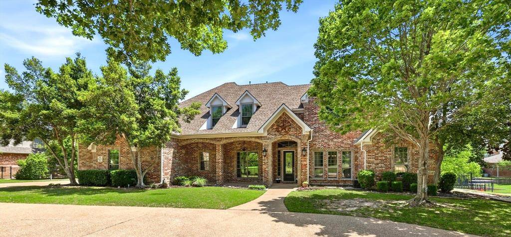 2408 Beachview Drive, Flower Mound, TX 75022