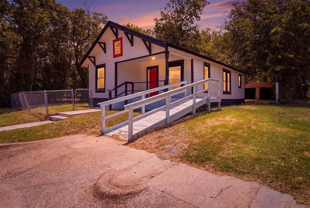910 Loney Street, Fort Worth, TX 76104
