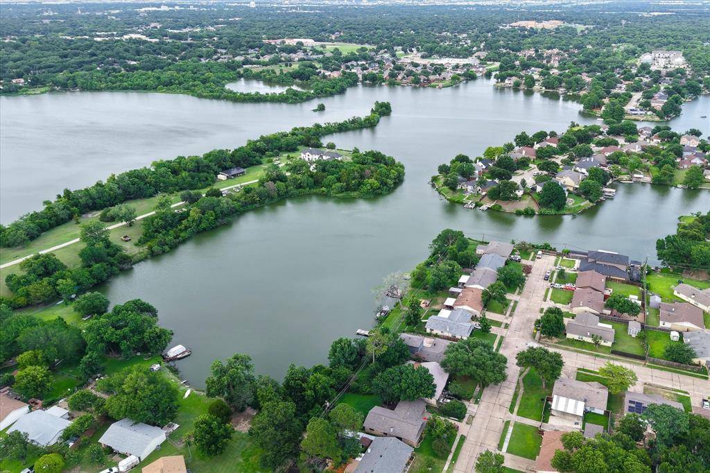 2001 Pebblebrook Trail, Irving, TX 75060