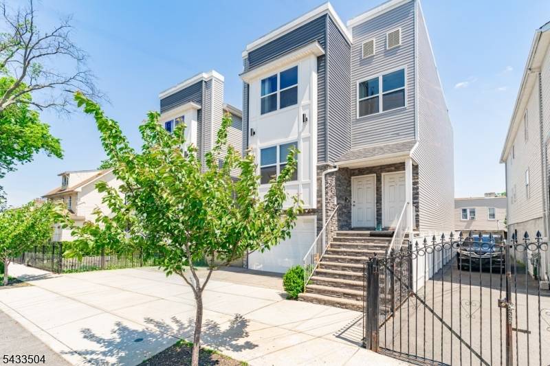299 N 13Th St, Newark City, NJ 07107