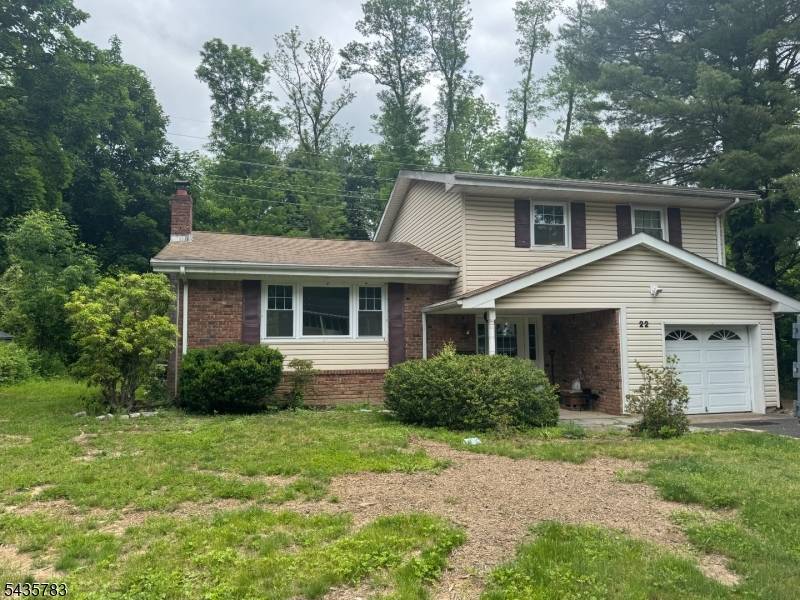 22 Woodland Rd, Chatham Boro, NJ 07928