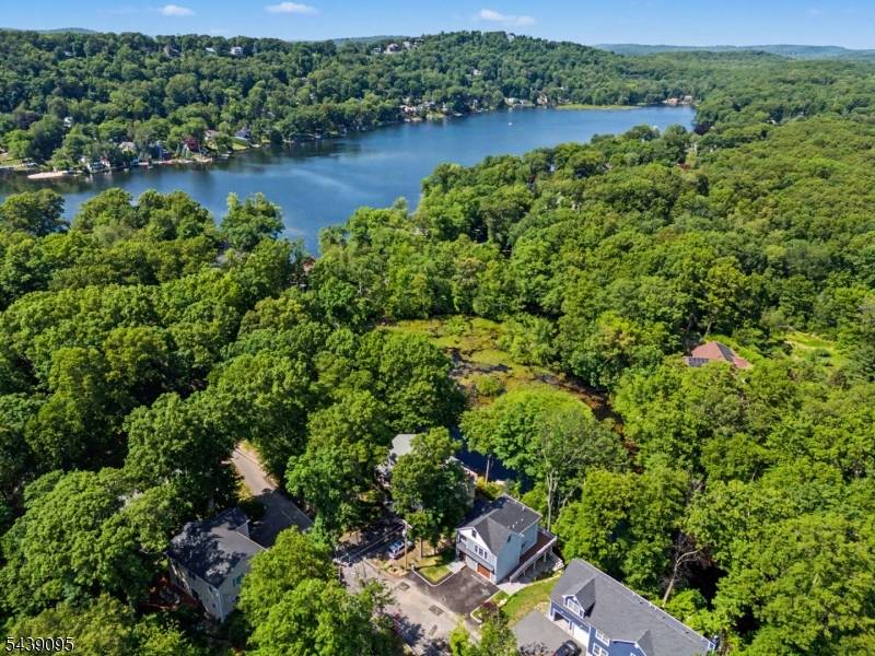 13 Rockaway Ave, Denville Twp., NJ 07834