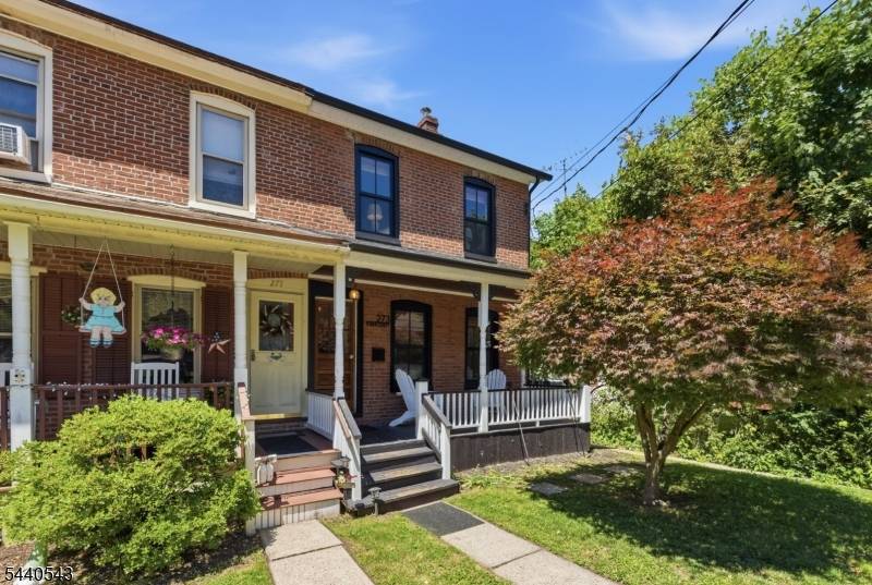 273 N Main St, Lambertville City, NJ 08530