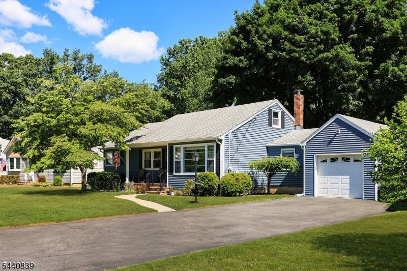 231 Firth St, South Plainfield Boro, NJ 07080