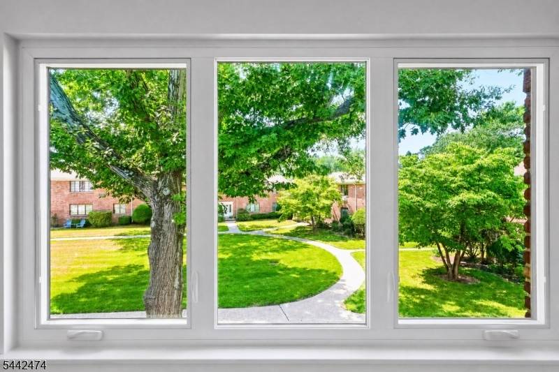 89D Troy Dr, Springfield Twp., NJ 07081
