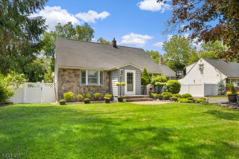 134 Marion Ct, Pompton Lakes Boro, NJ 07442