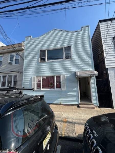 228 70Th St, Guttenberg Town, NJ 07093