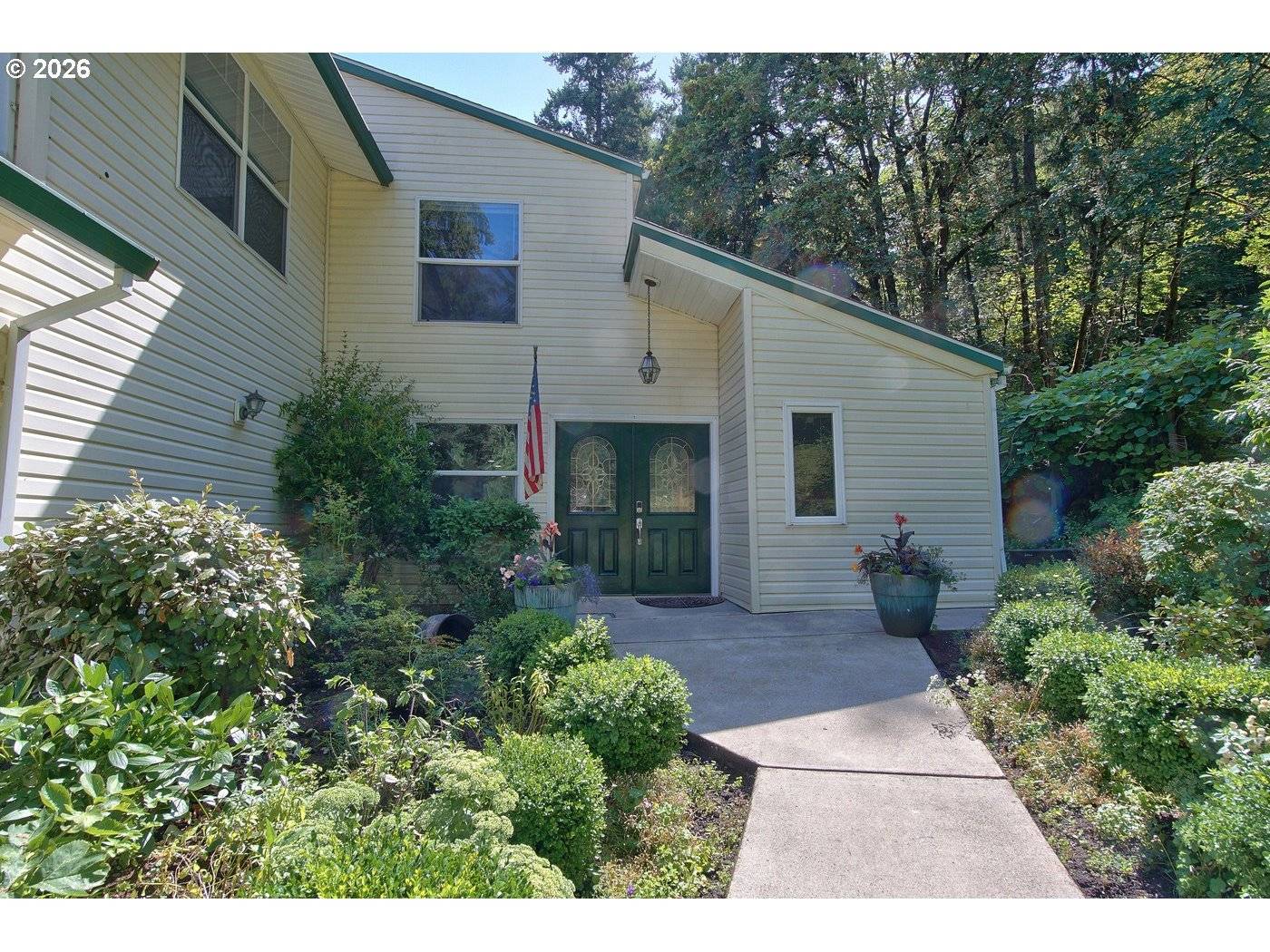 16832 S STONE HILL DR, Molalla, OR 97038