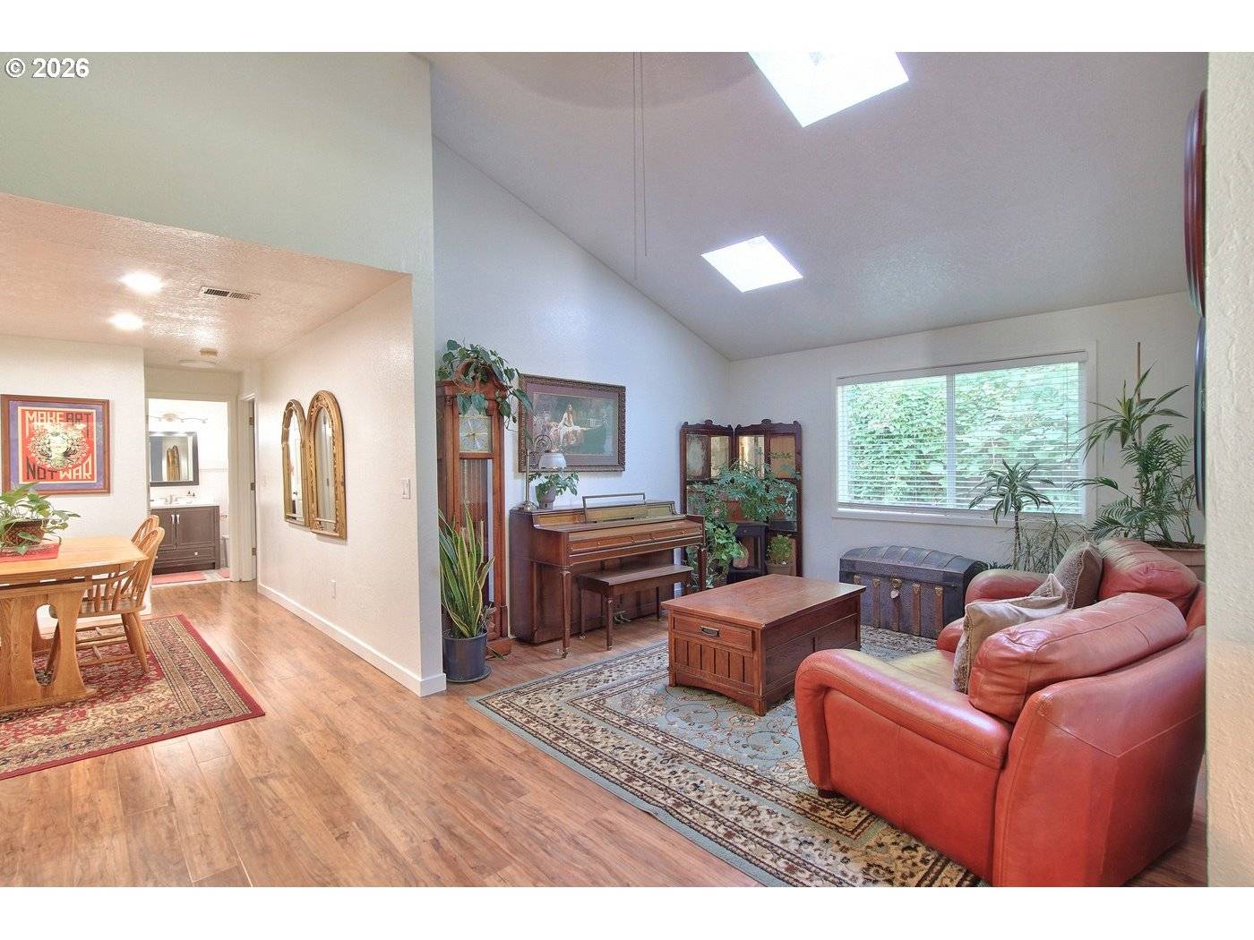 16832 S STONE HILL DR, Molalla, OR 97038