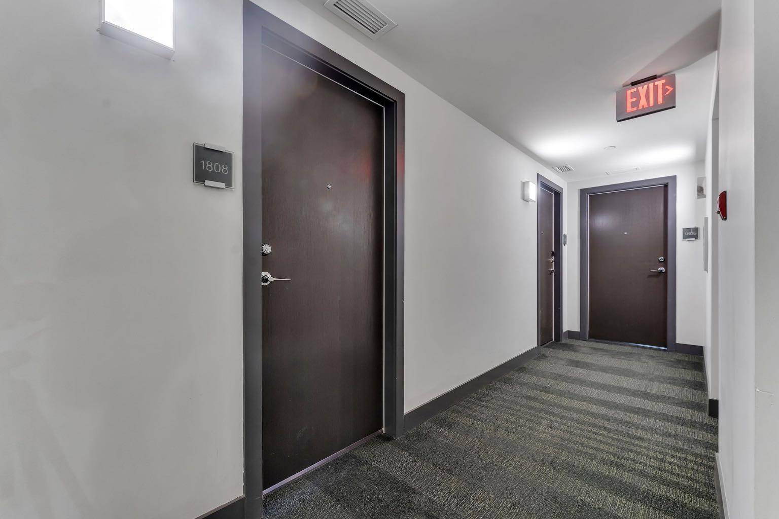 1188 3 ST SE #1808, Calgary, AB T2G1H8
