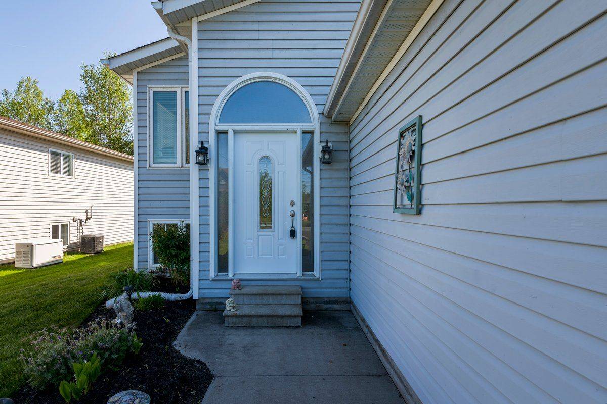 1170 Arnold ST, Innisfil, ON L0L 1W0