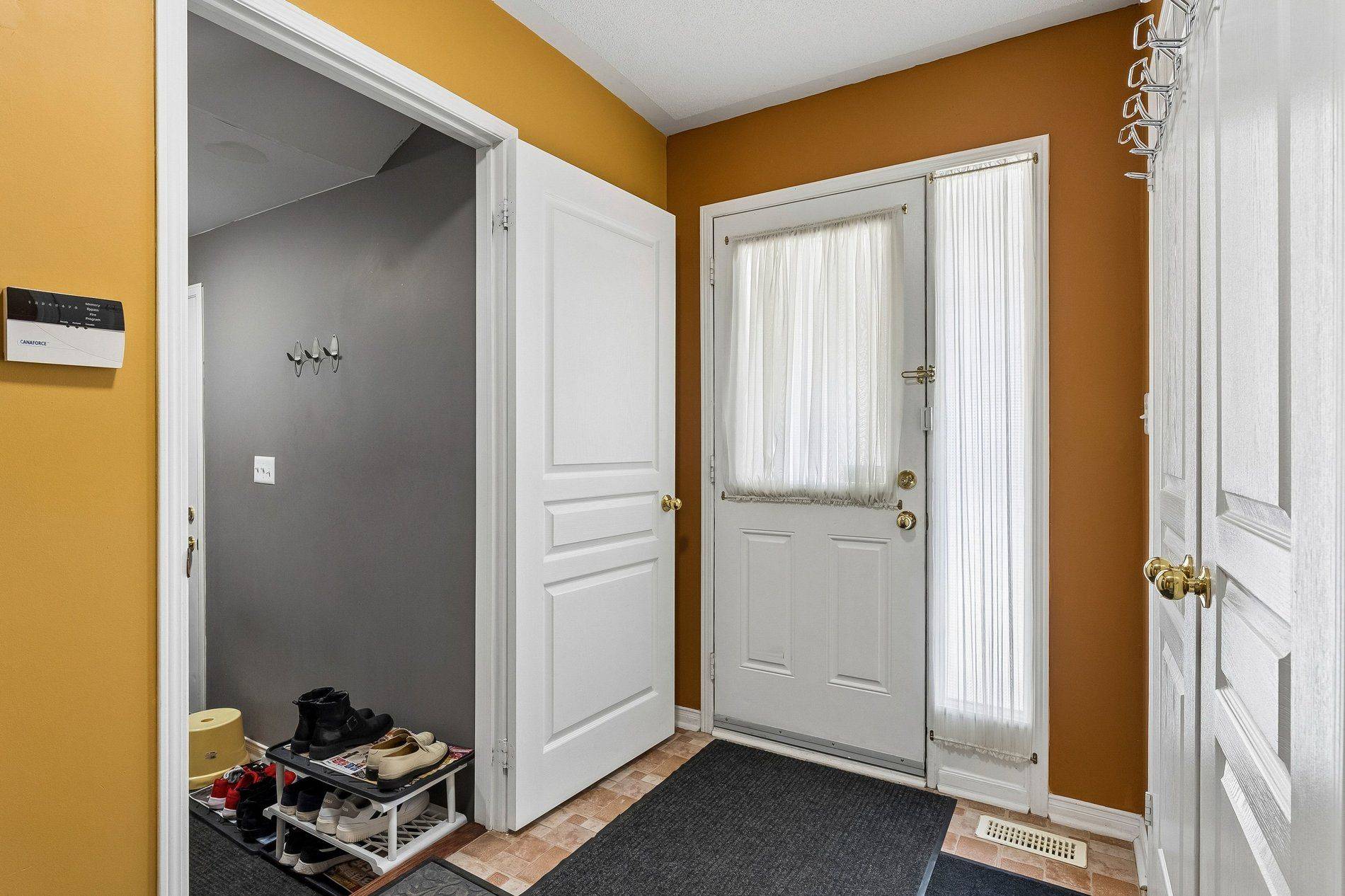7 Rock Garden ST, Markham, ON L6B 0J6