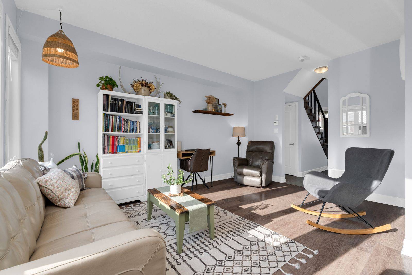 164 Wagner CRES, Essa, ON L3W 0R7