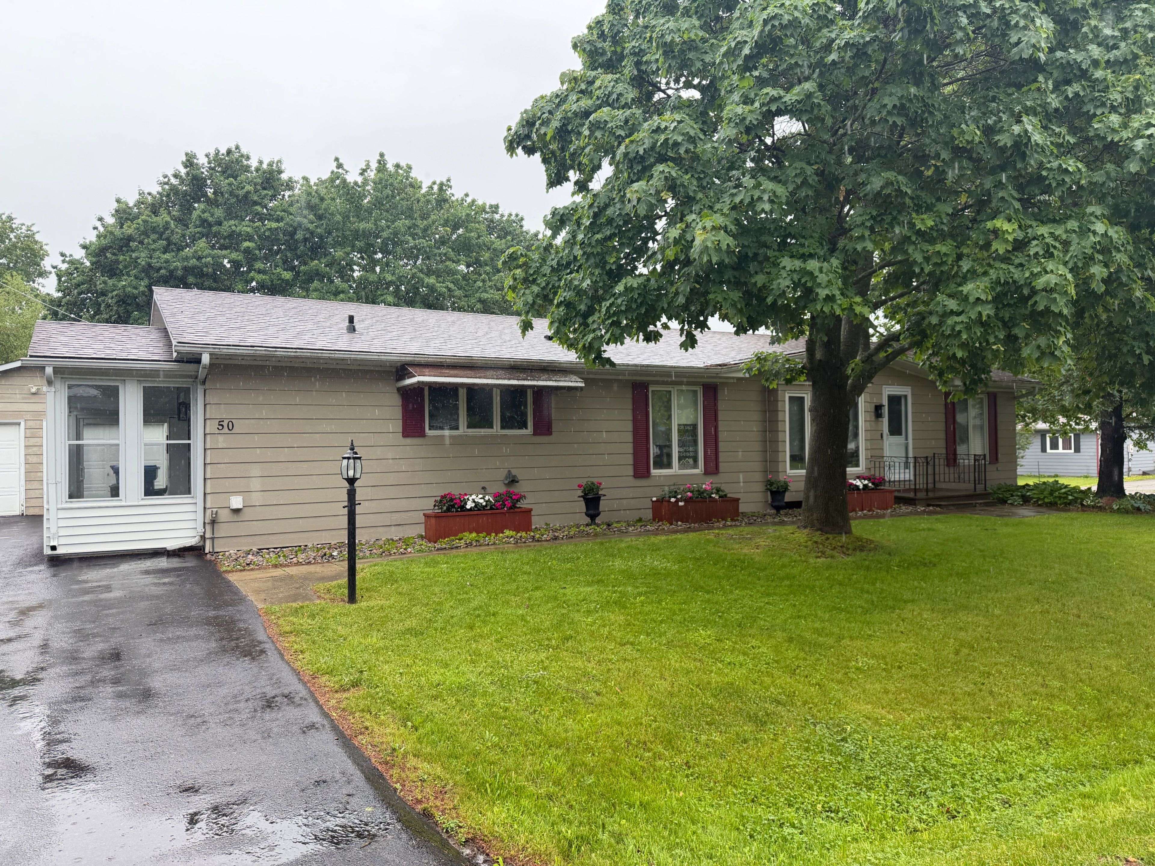 50 Juno CRES, Georgina, ON L0E 1R0