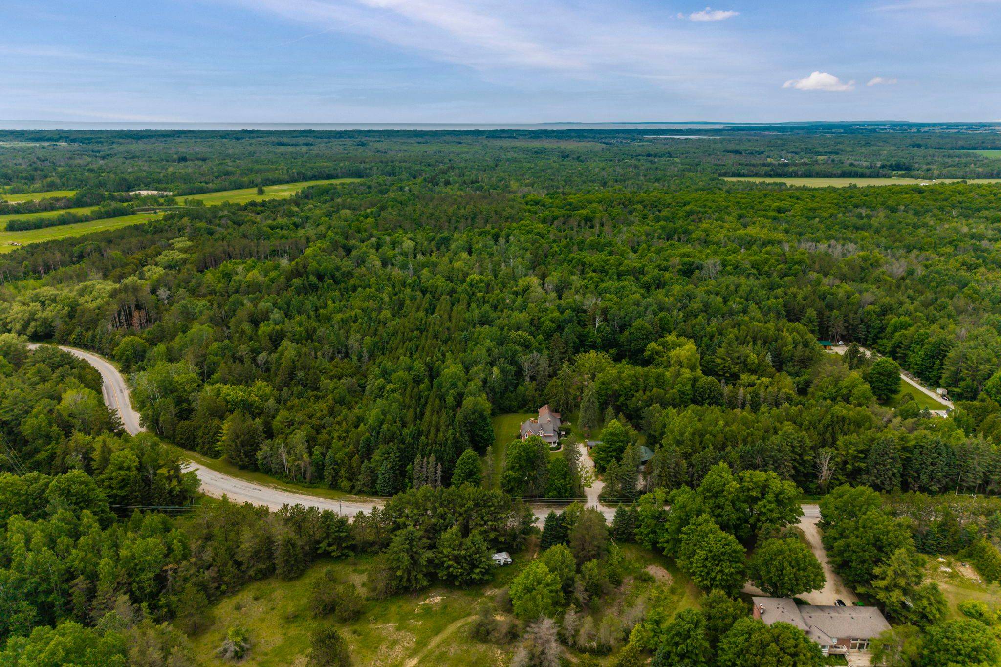 3744 Flos 4 RD W, Springwater, ON L0M 1S0