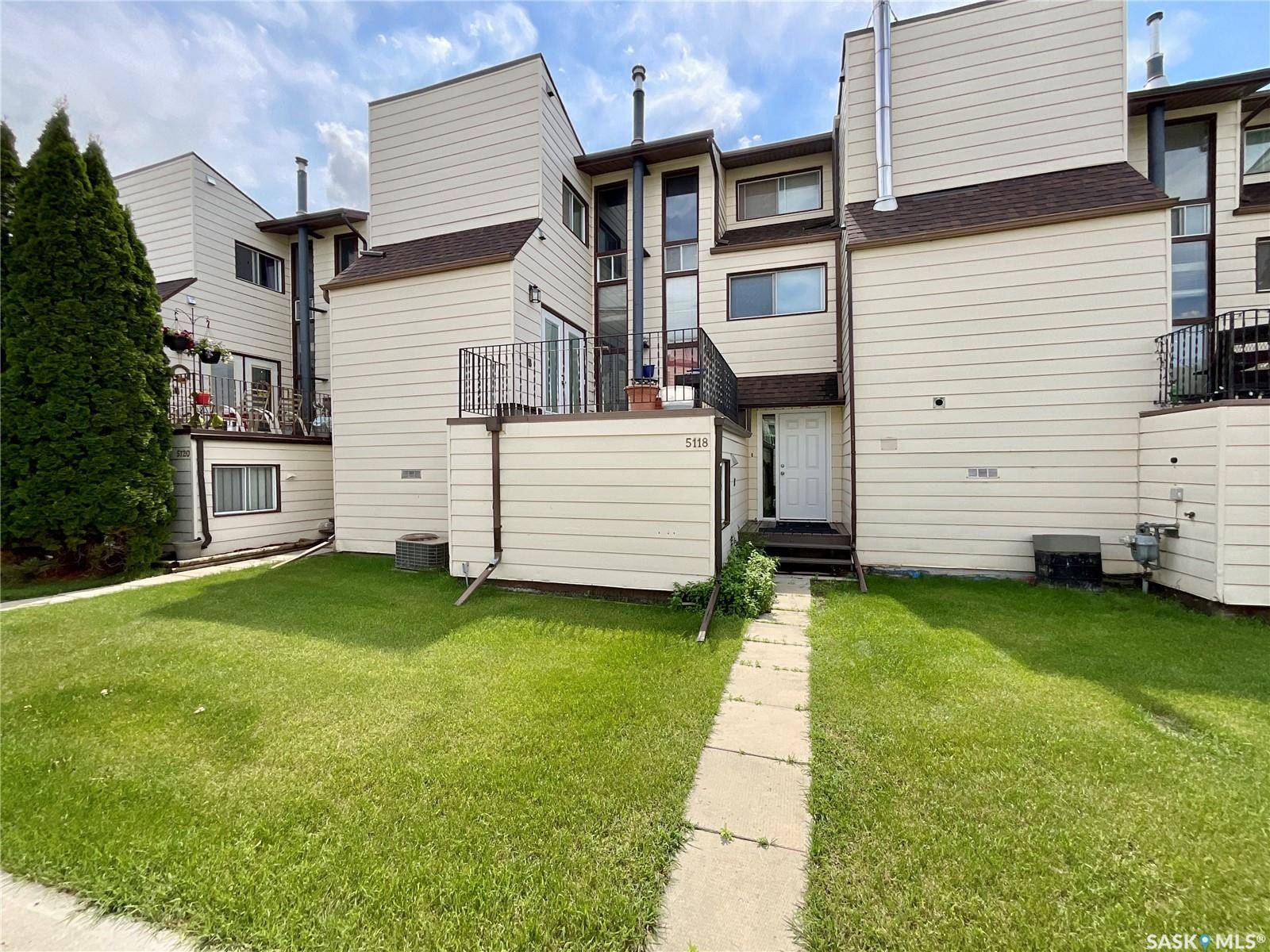 5118 10th AVENUE, Regina, SK S4T 7P5