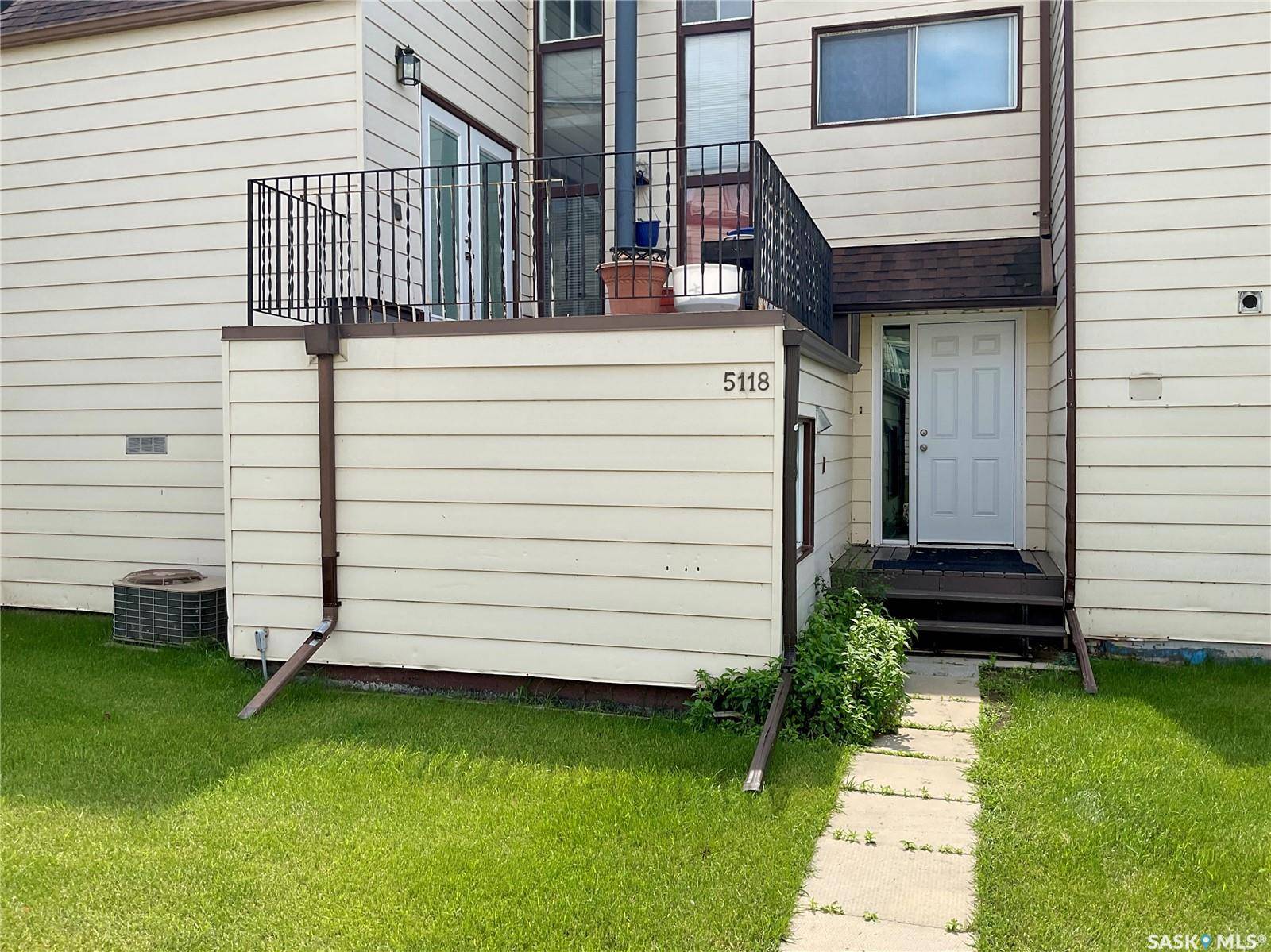 5118 10th AVENUE, Regina, SK S4T 7P5