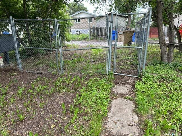 1447 Elphinstone STREET, Regina, SK S4T 3M7