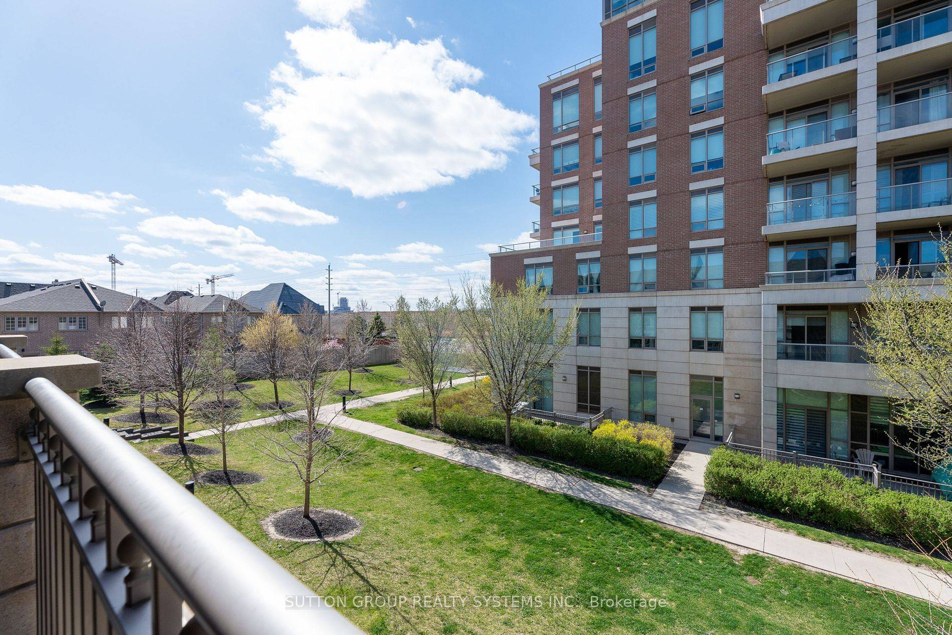 2460 Prince Michael DR #55, Oakville, ON L6H 0G8