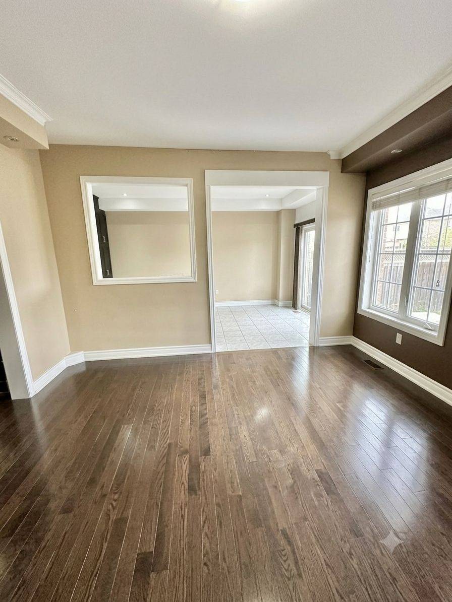 7 Meltwater CRES, Brampton, ON L6P 3W1