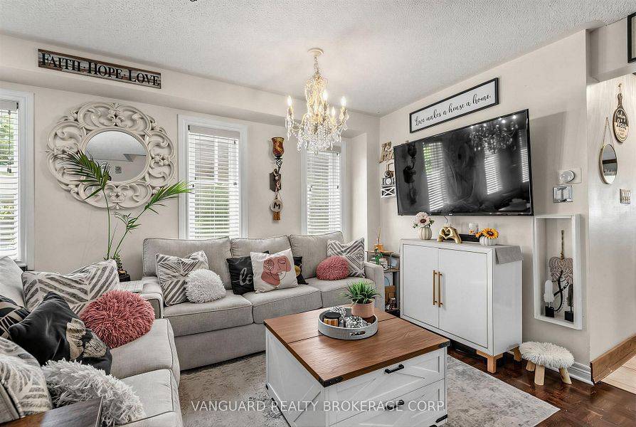 111 Grapevine RD, Caledon, ON L7E 2M6