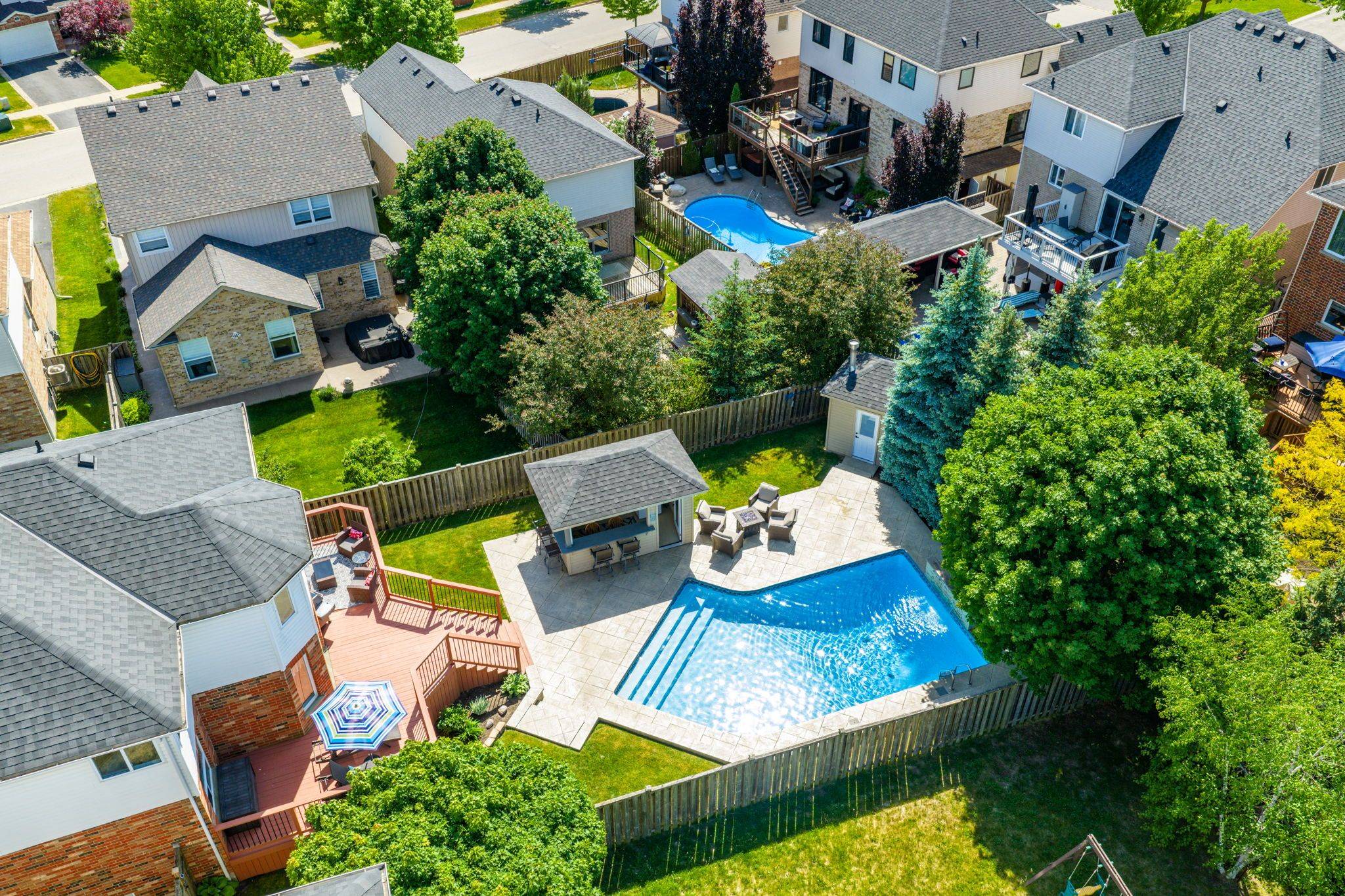 9 Kenney ST, Halton Hills, ON L7J 3B2
