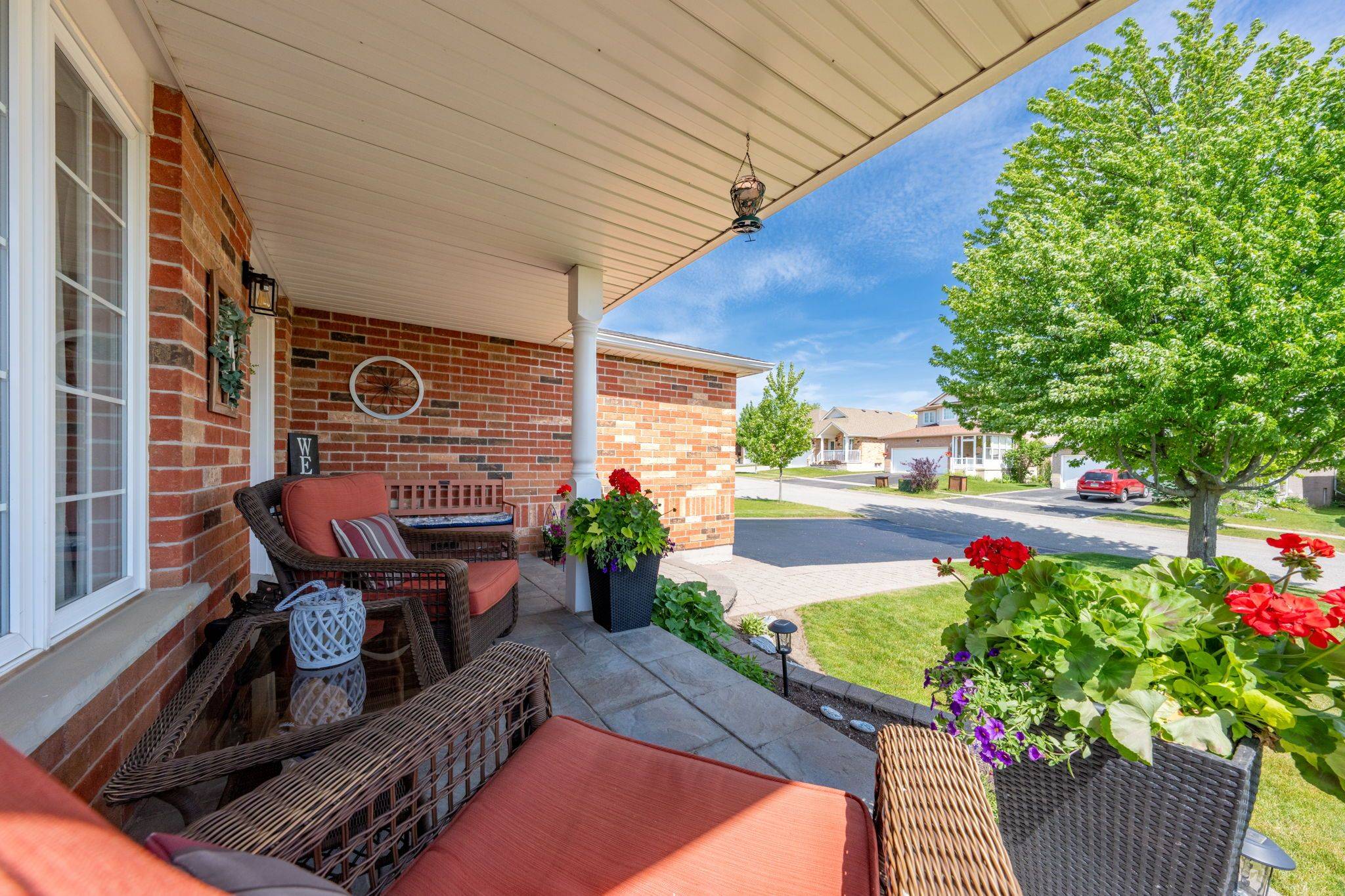 9 Kenney ST, Halton Hills, ON L7J 3B2