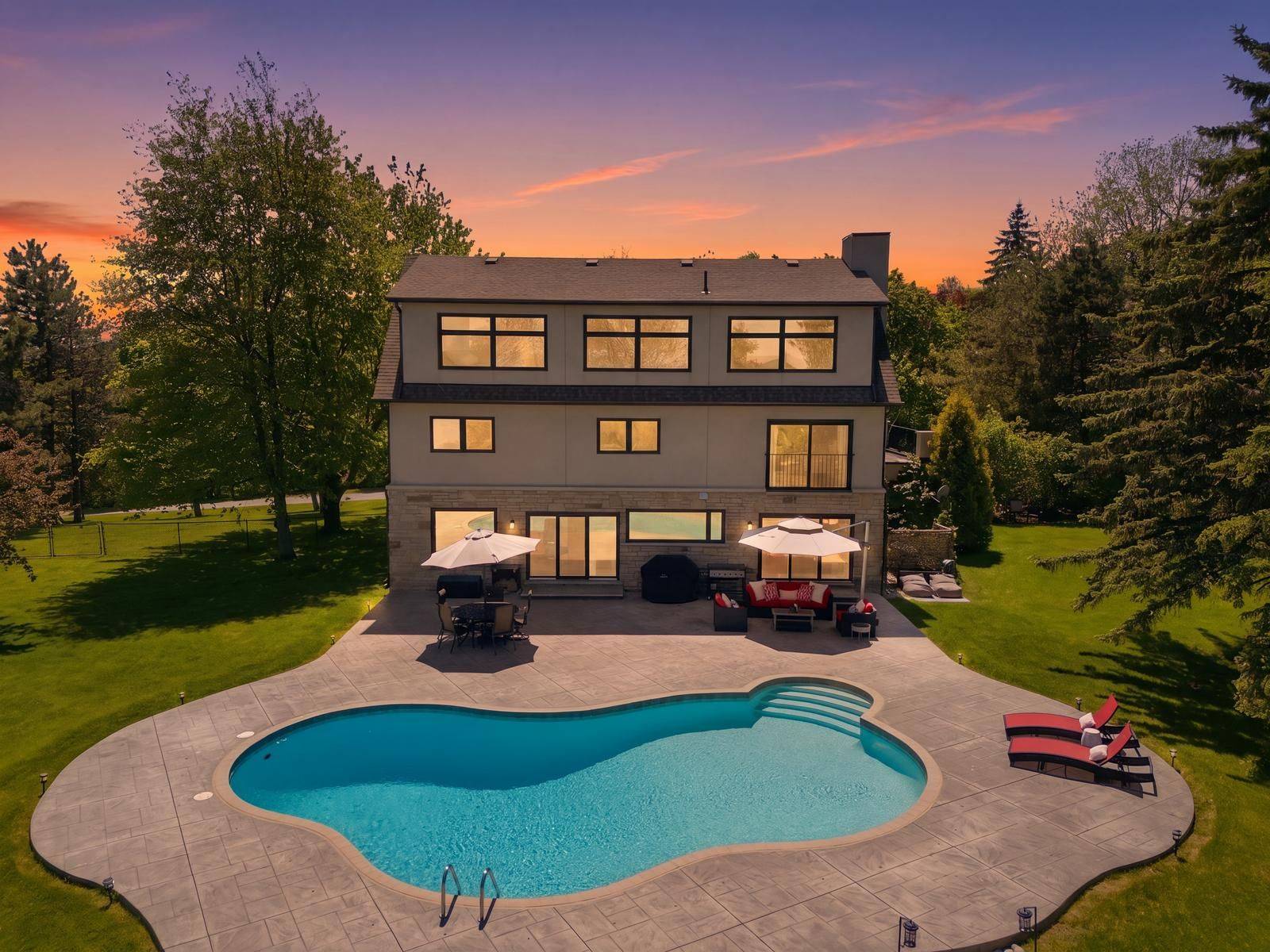 15415 Clayhill RD, Halton Hills, ON L7G 4S8