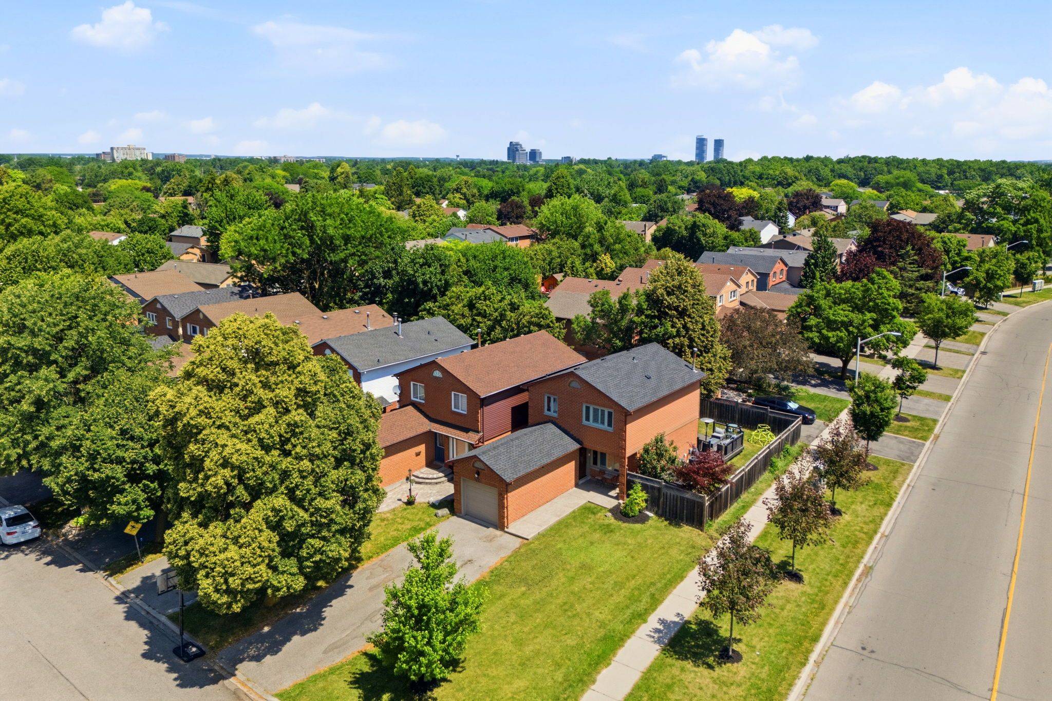 291 Woodlawn CRES, Milton, ON L9T 4V8