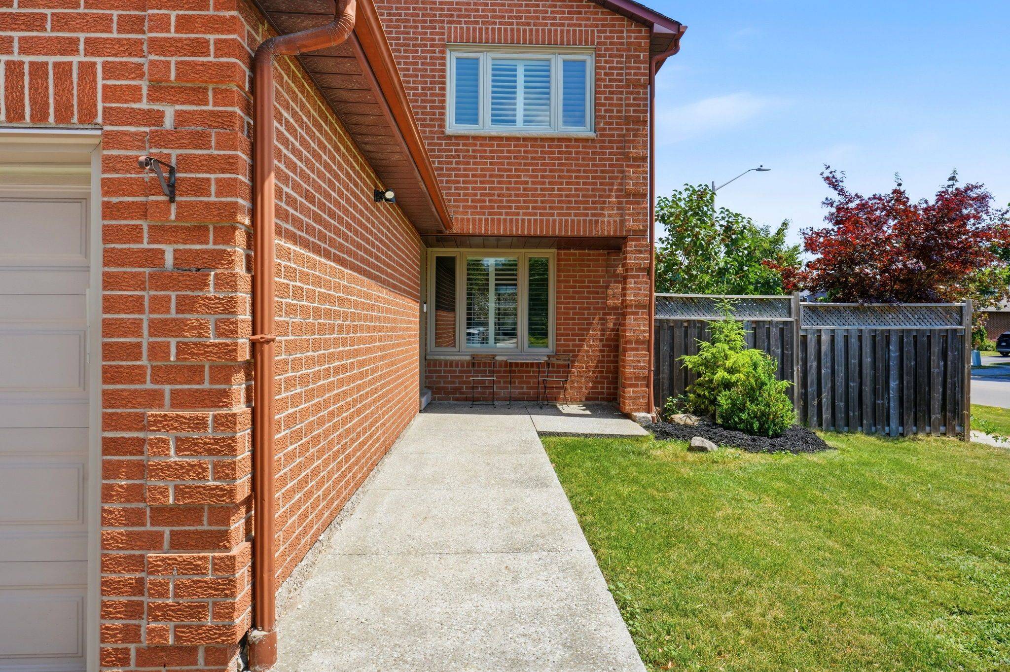 291 Woodlawn CRES, Milton, ON L9T 4V8