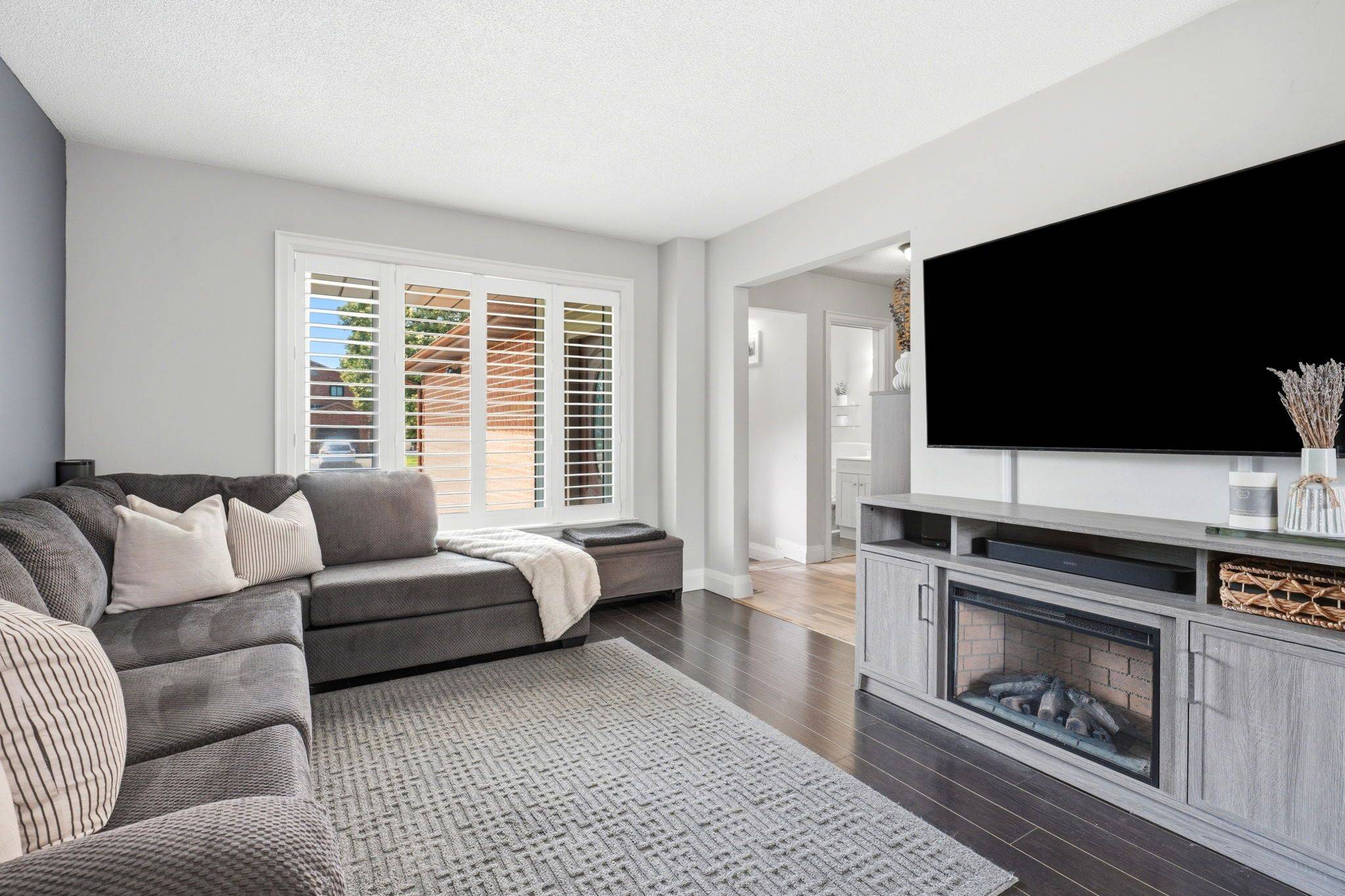 291 Woodlawn CRES, Milton, ON L9T 4V8