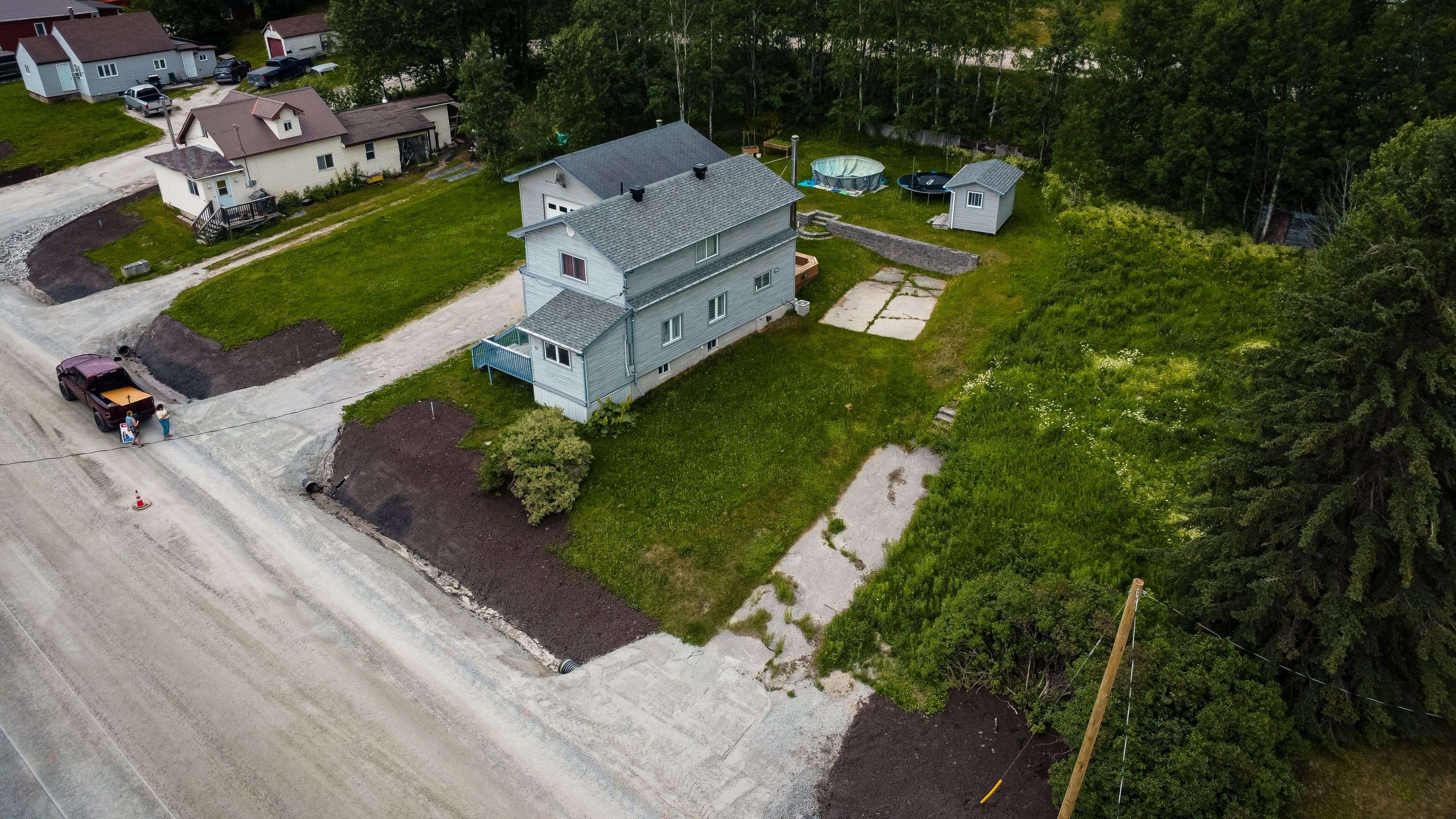91 Third AVE, Hornepayne, ON P0M 1Z0