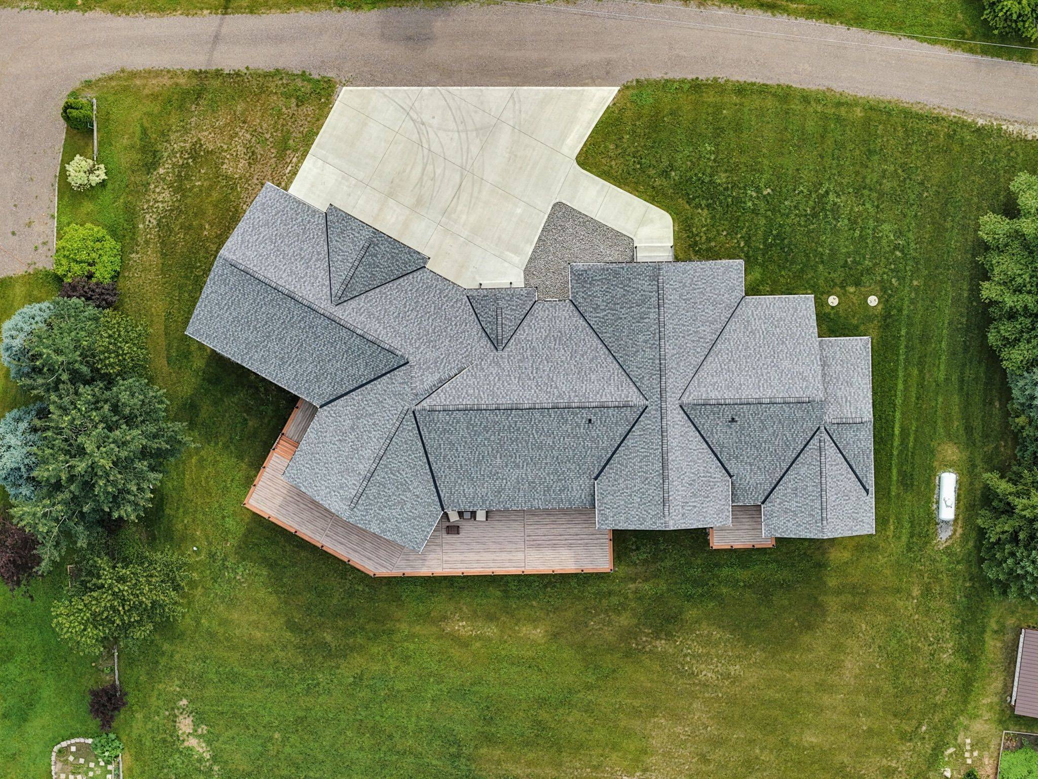 231 Finnerty RD, Whitewater Region, ON K0J 1K0