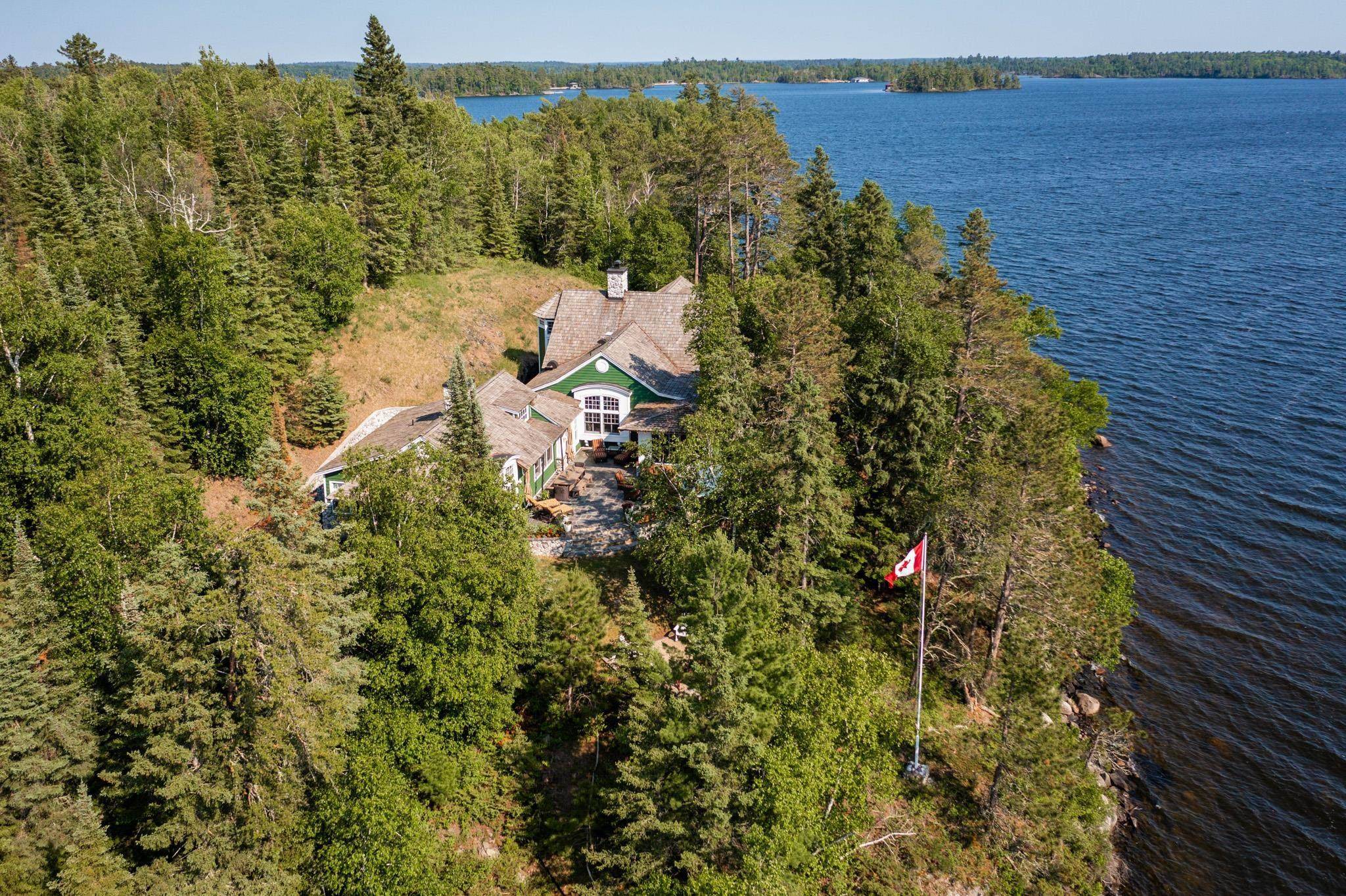 295P Rogers Island, Kenora Remote Area, ON P0X 1C0