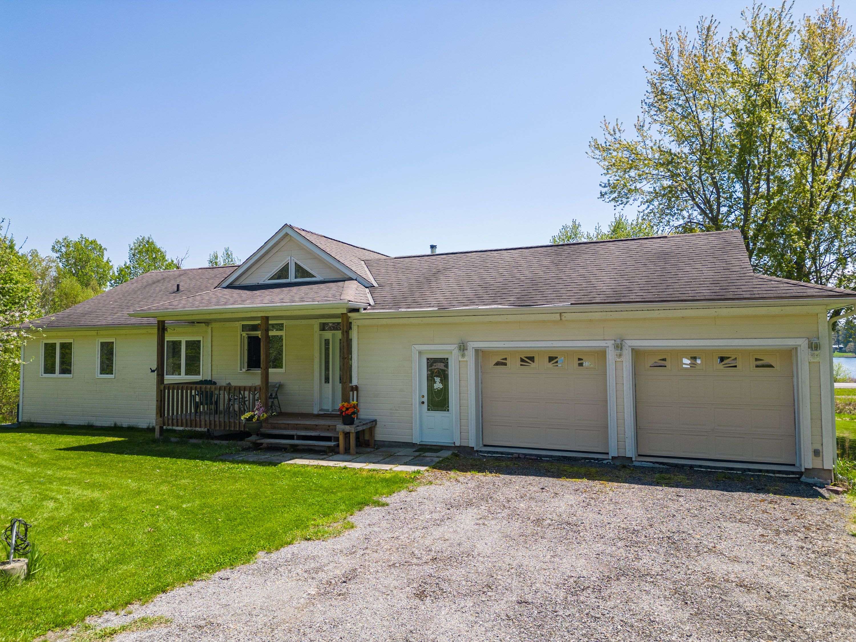 139 Old River RD, Leeds And The Thousand Islands, ON K0E 1R0
