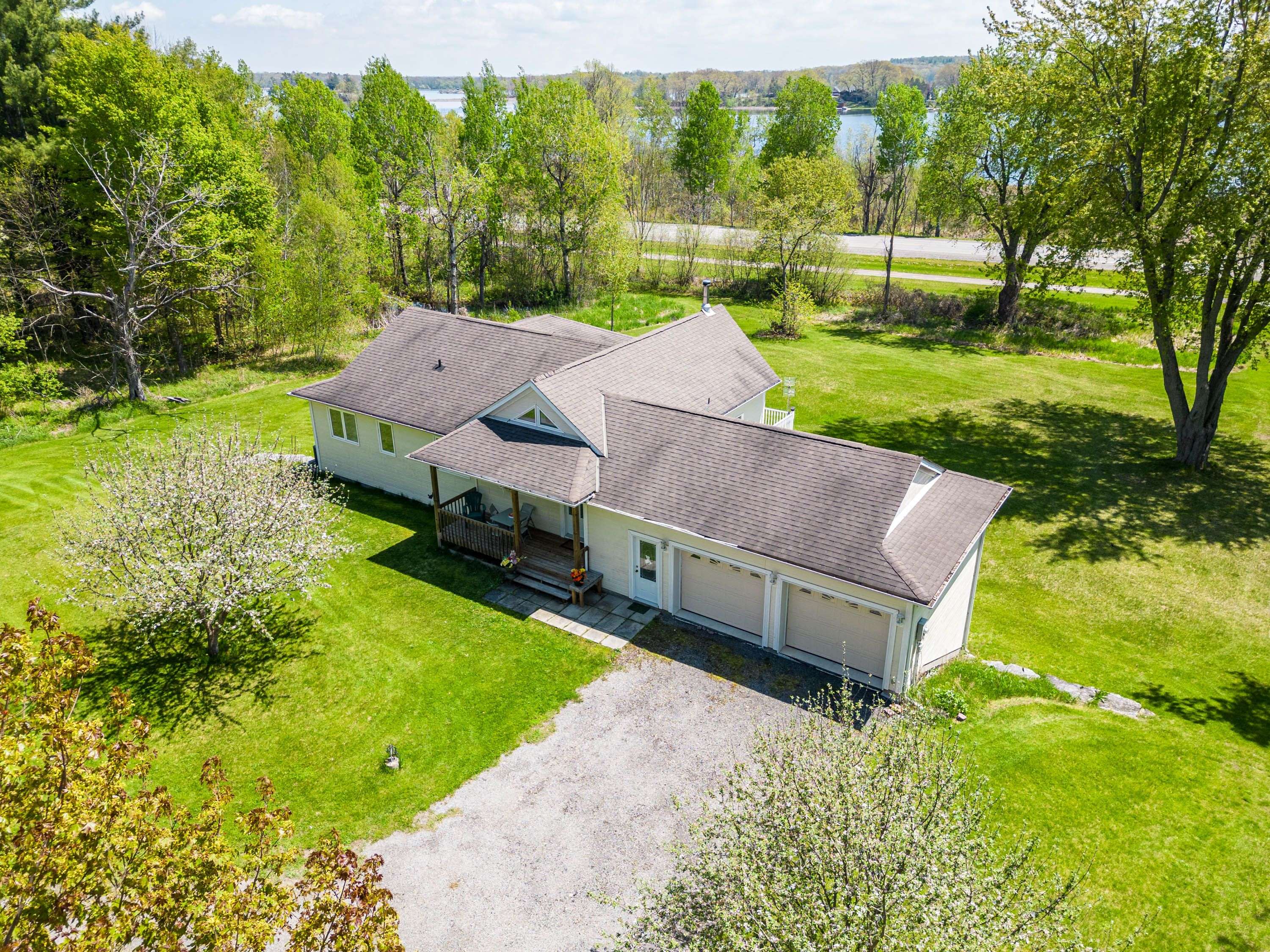 139 Old River RD, Leeds And The Thousand Islands, ON K0E 1R0
