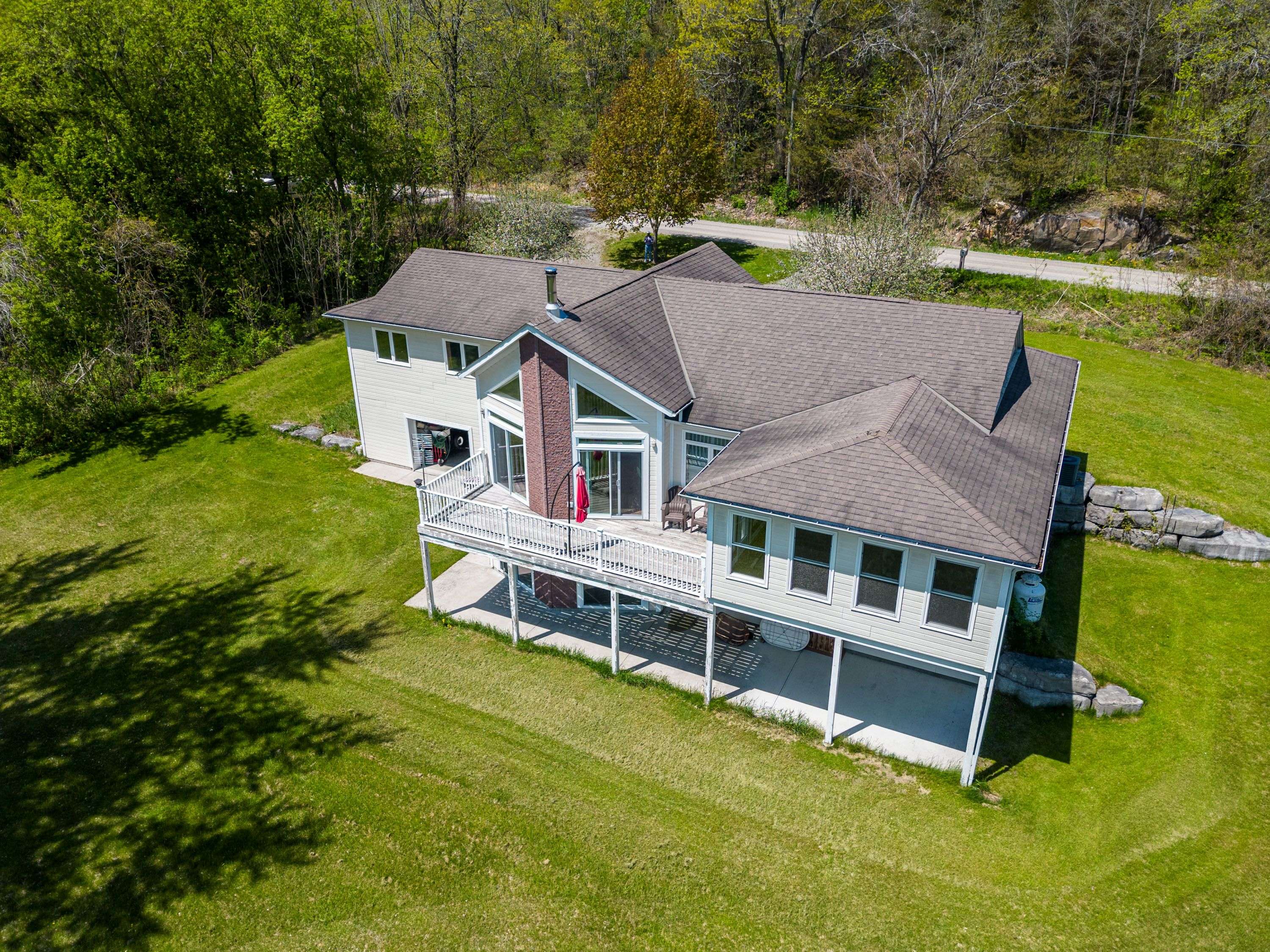 139 Old River RD, Leeds And The Thousand Islands, ON K0E 1R0