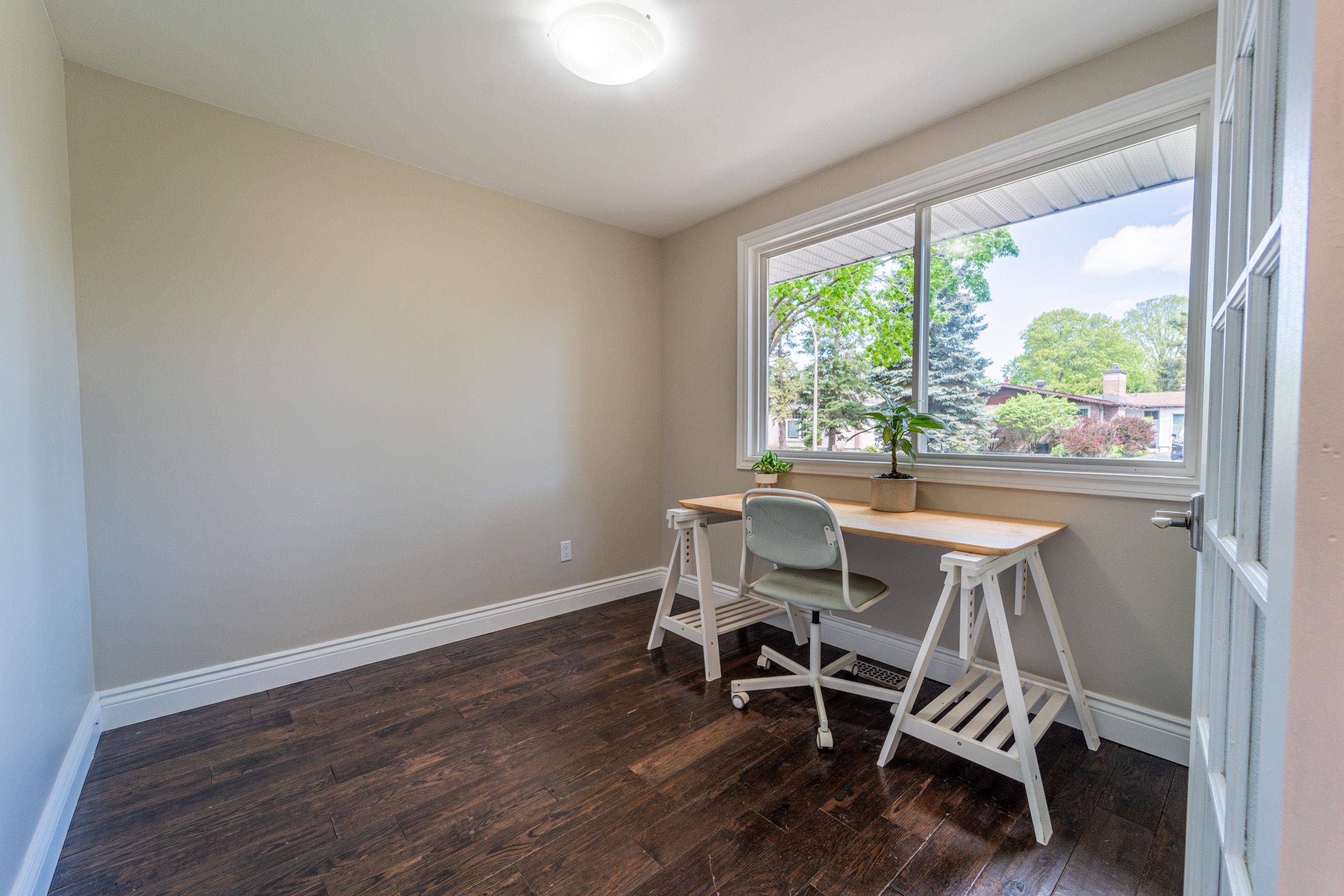 2032 Kings Grove CRES, Beacon Hill North - South And Area, ON K1J 6G1