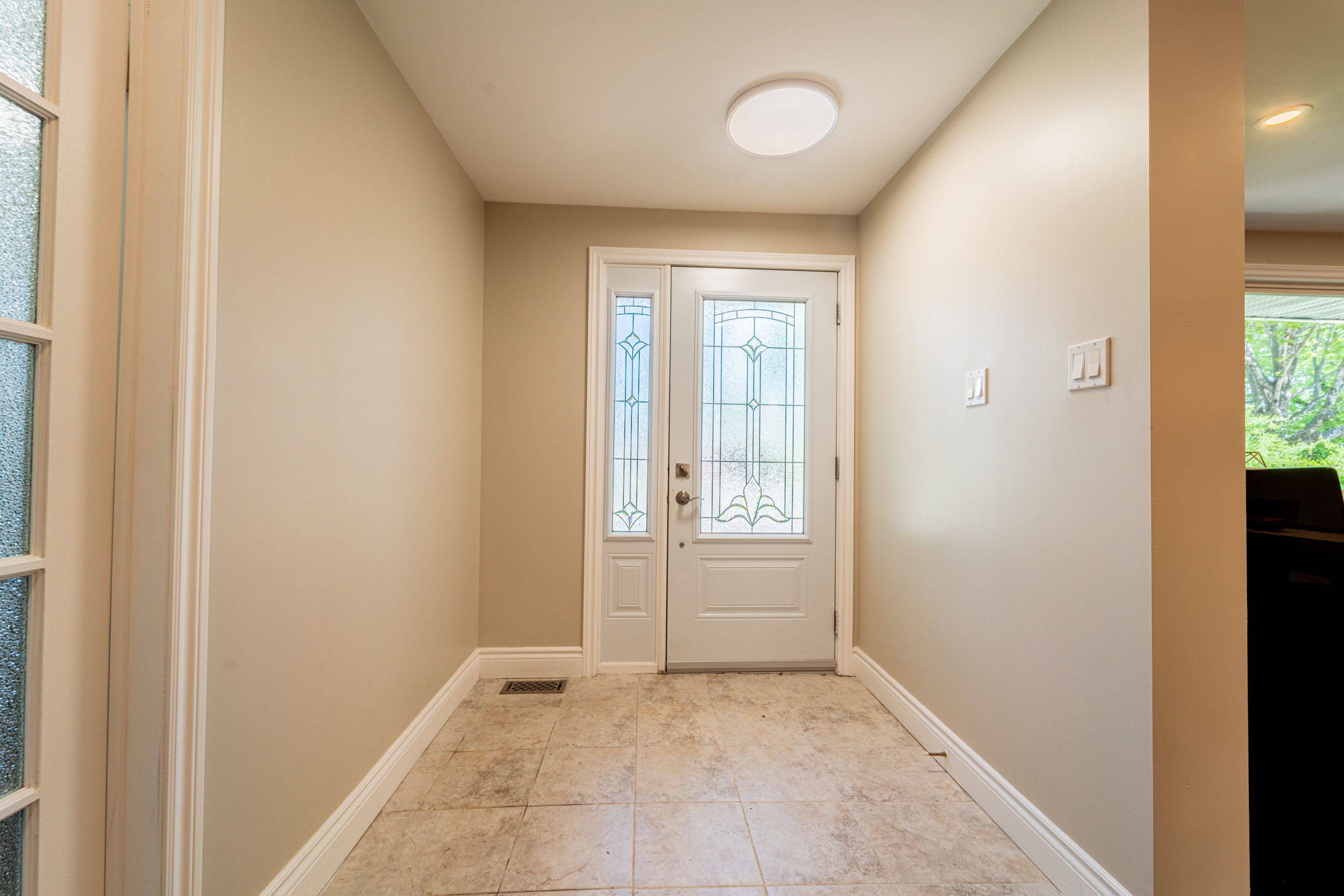 2032 Kings Grove CRES, Beacon Hill North - South And Area, ON K1J 6G1
