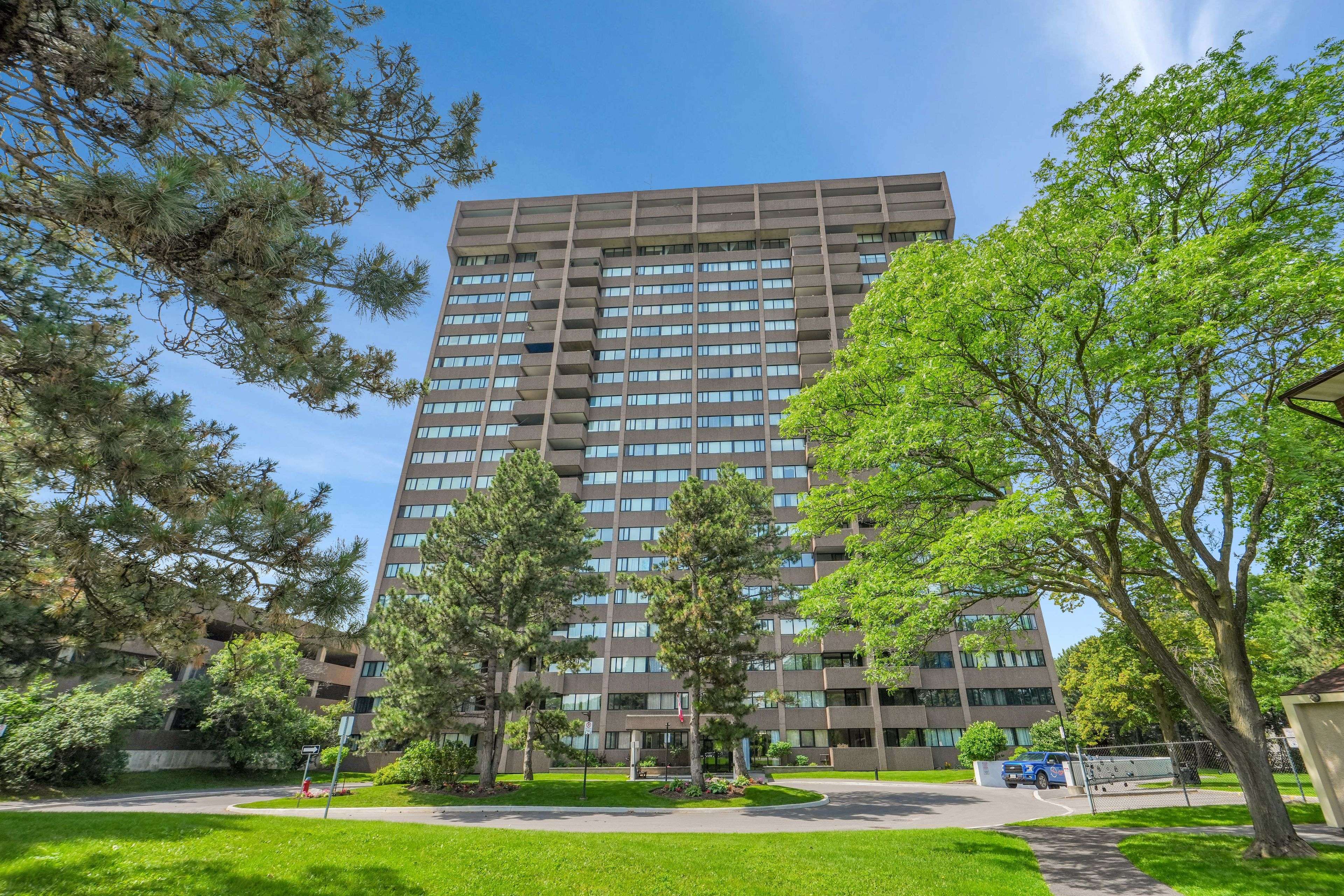 3360 Southgate RD #104, Hunt Club - South Keys And Area, ON K1V 9A6