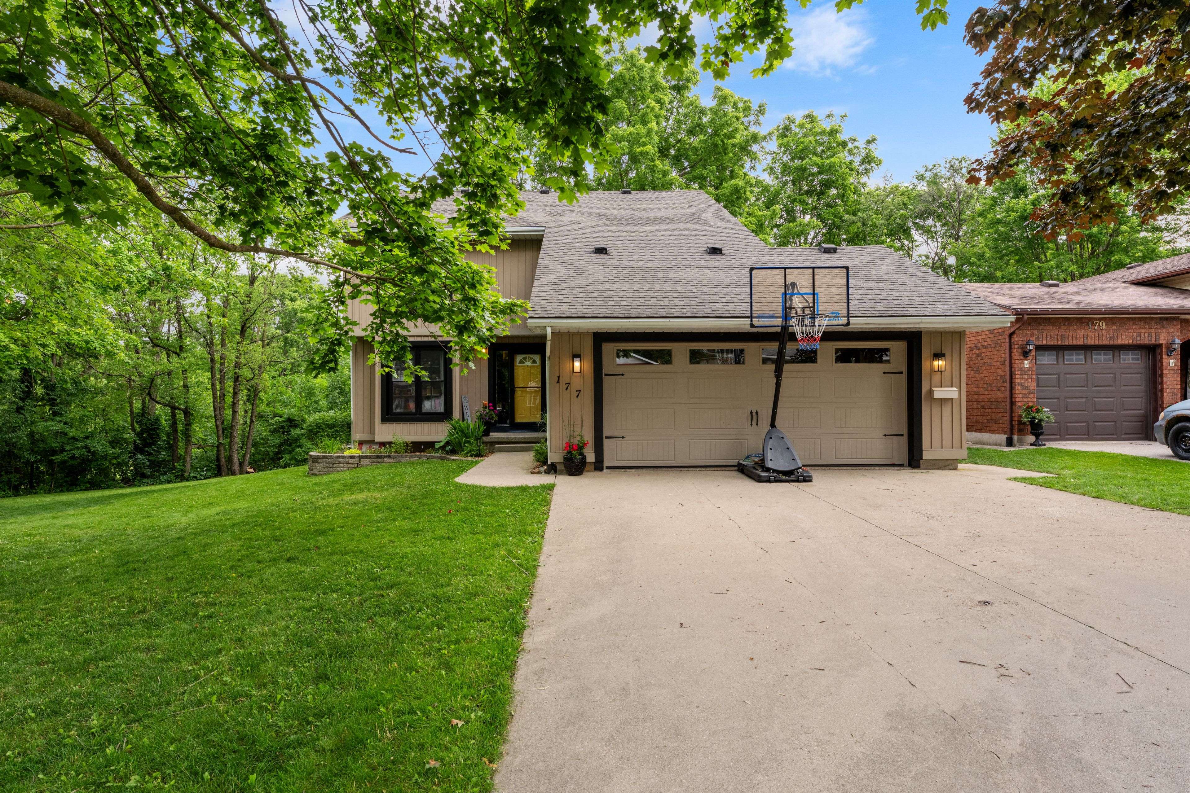 177 Toronto ST, West Perth, ON N0K 1N0