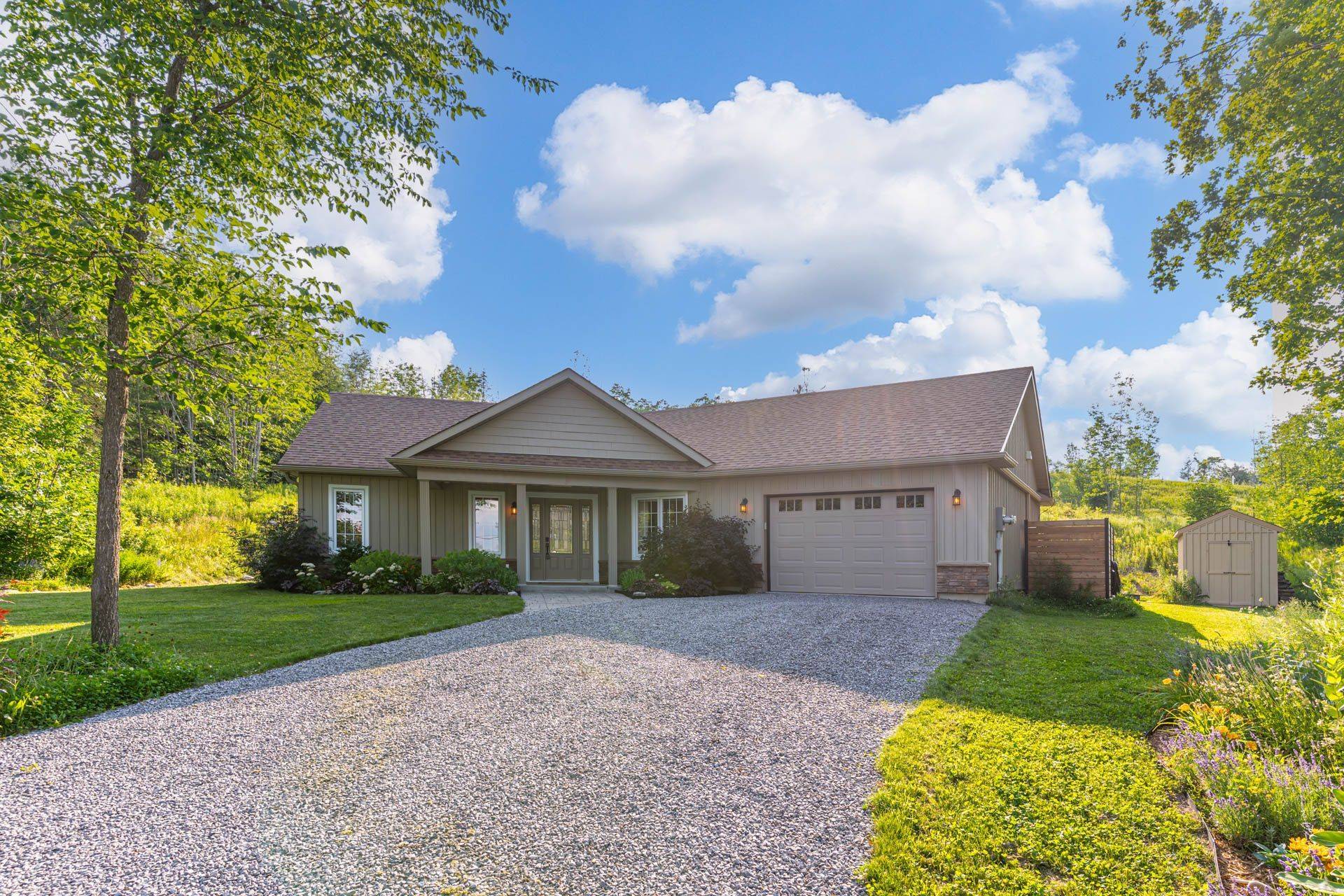 8 Beamish RD, Trent Hills, ON K0L 1Y0