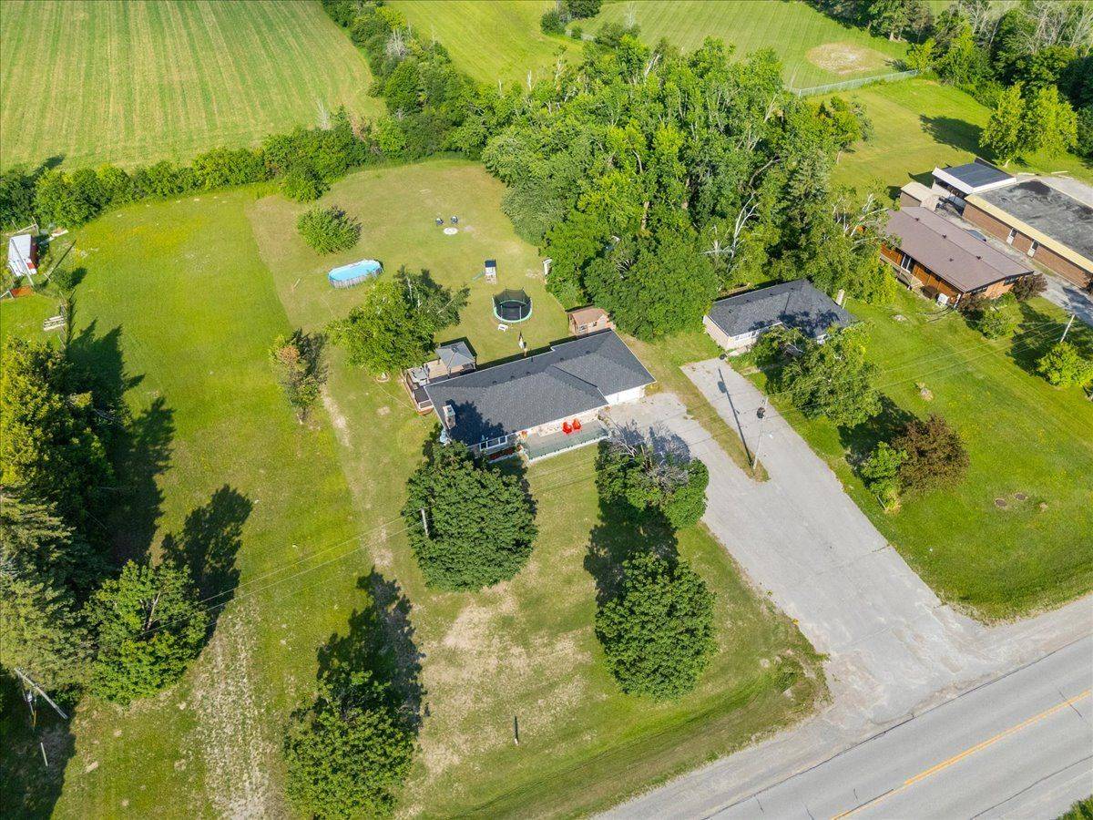 121 Nappadale ST, Kawartha Lakes, ON K0M 2T0