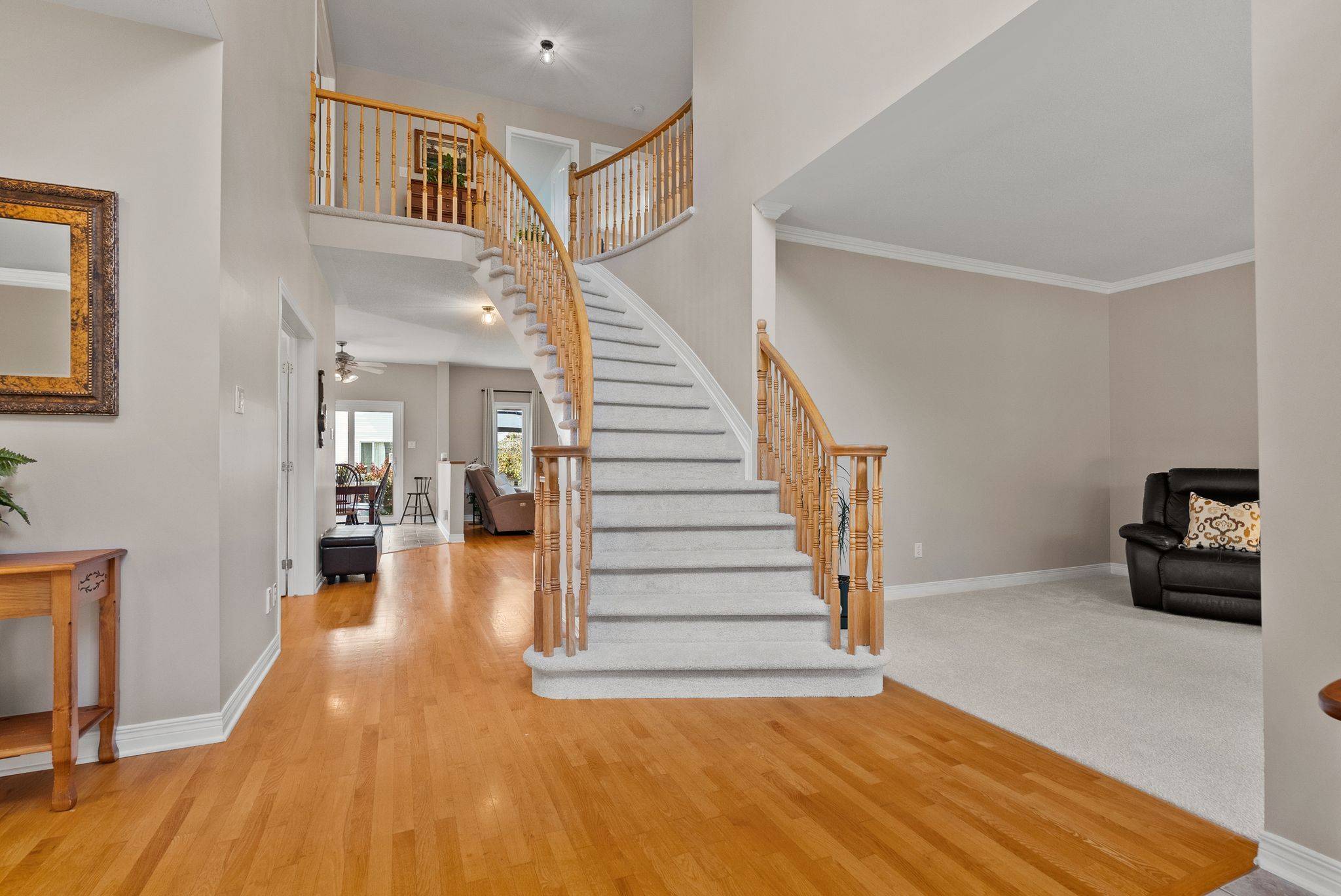 21 Avonmore CRES, Barrhaven, ON K2G 6J7