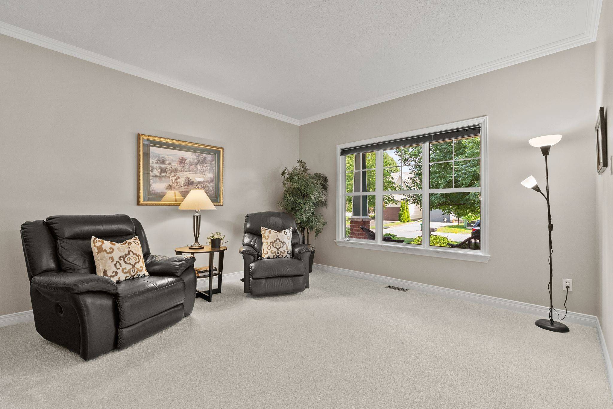 21 Avonmore CRES, Barrhaven, ON K2G 6J7